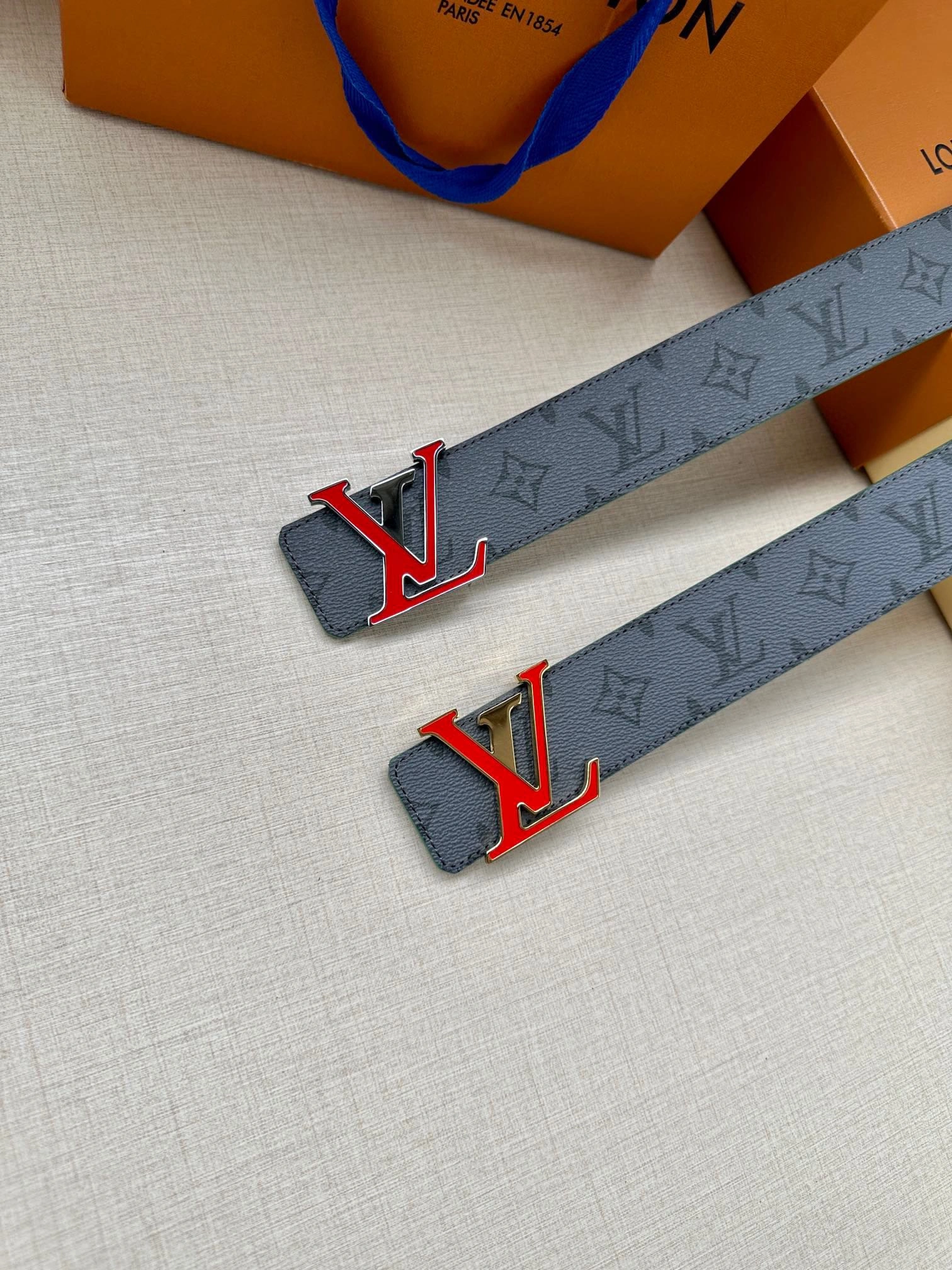 L*ouis V*uitton Top Belts AT 20230906- Colorful 15326