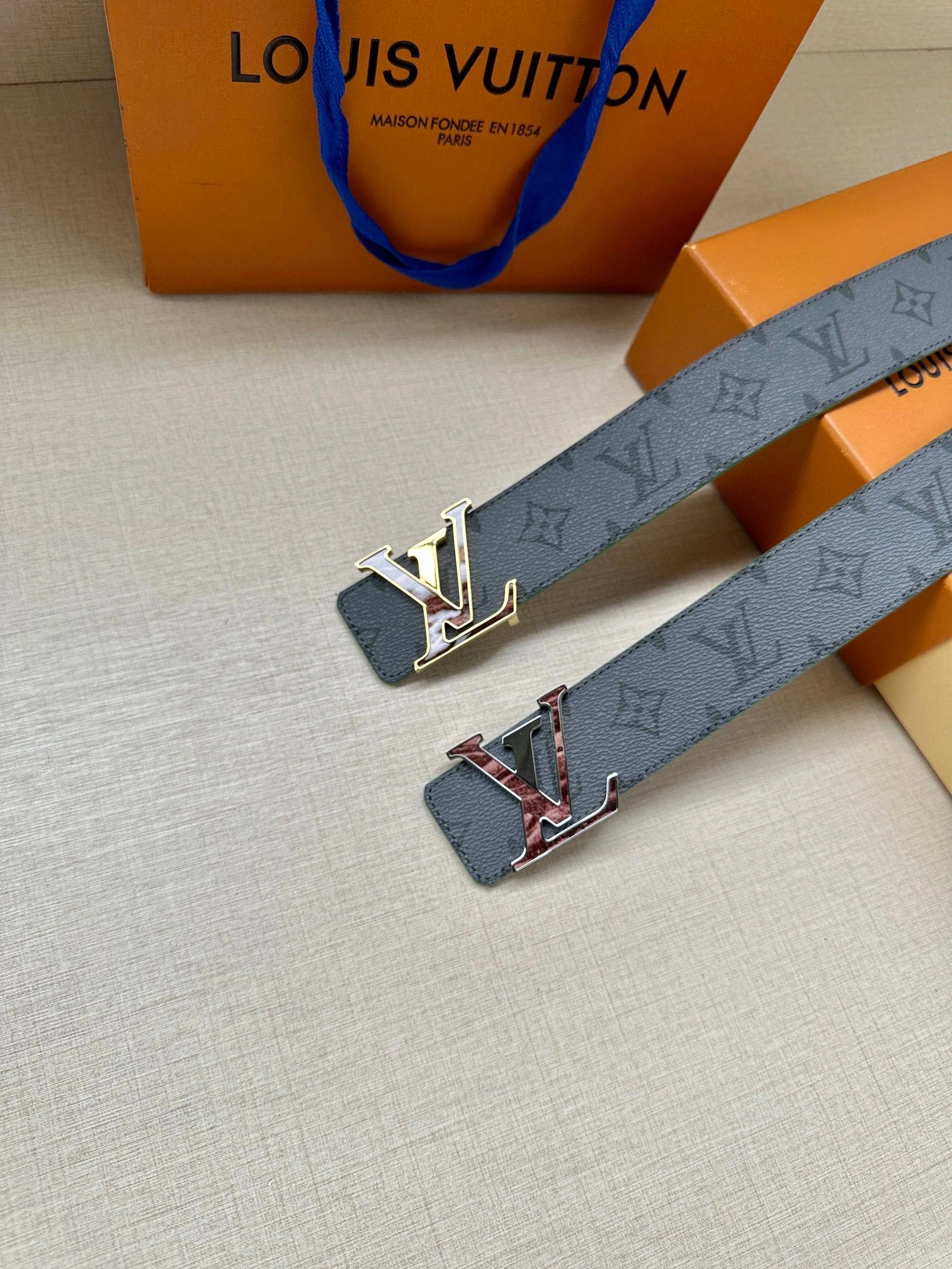 L*ouis V*uitton Top Belts AT 20230906- Colorful 15325