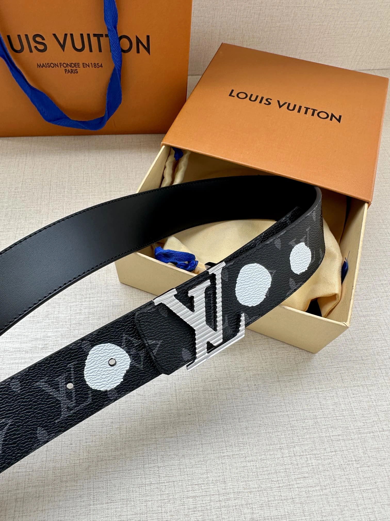 WellDesigned L*ouis V*uitton Top Belts AT 20230908- 15261