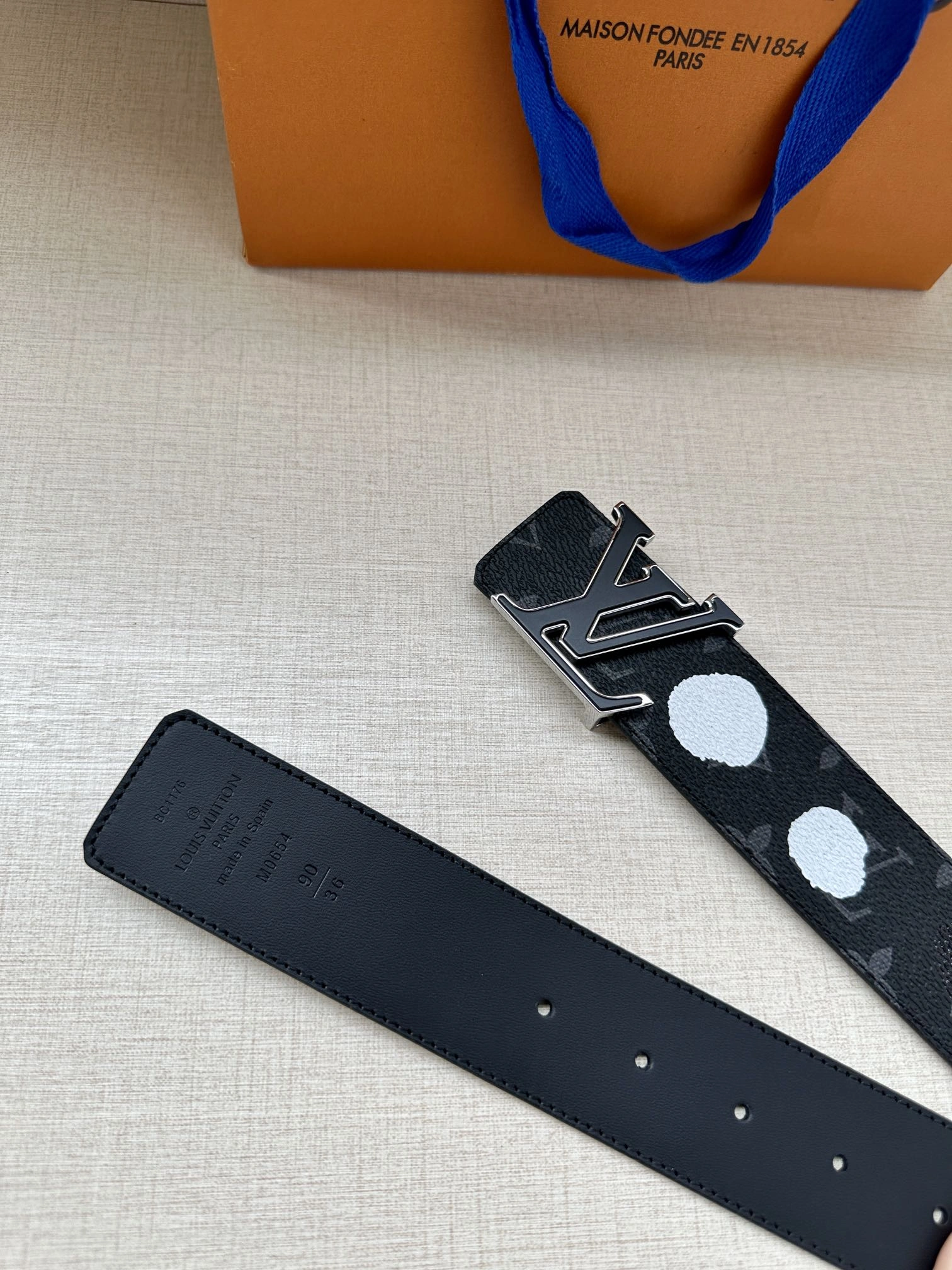 L*ouis V*uitton Top Belts AT 20230909- Lightweight 15244