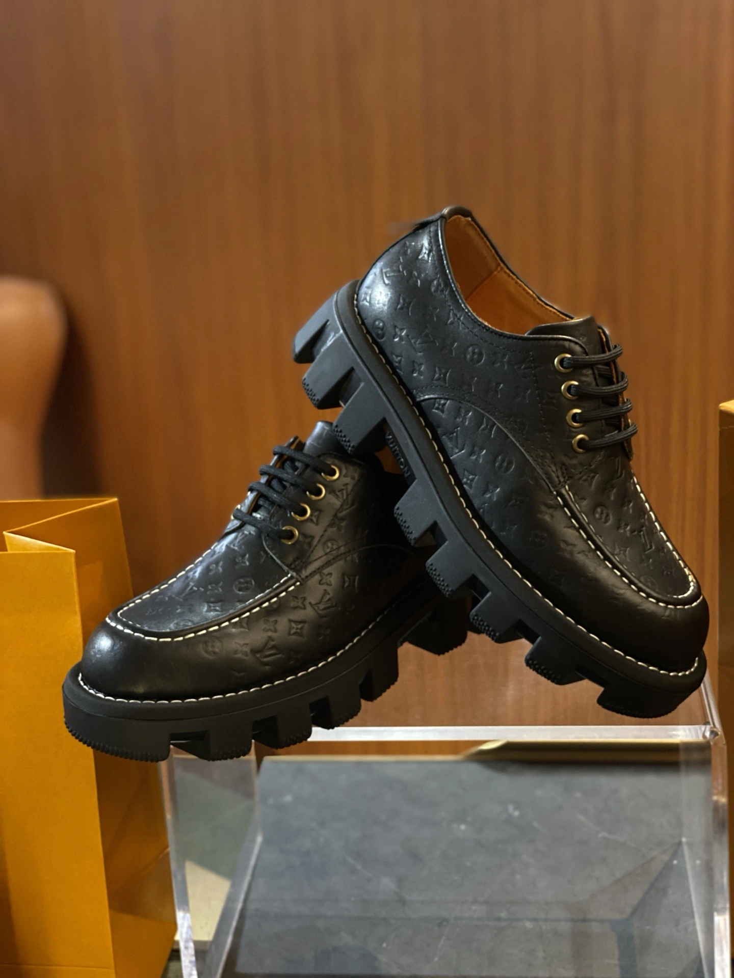 OnTrend L*ouis V*uitton Top Loafer RR20250417- 3727
