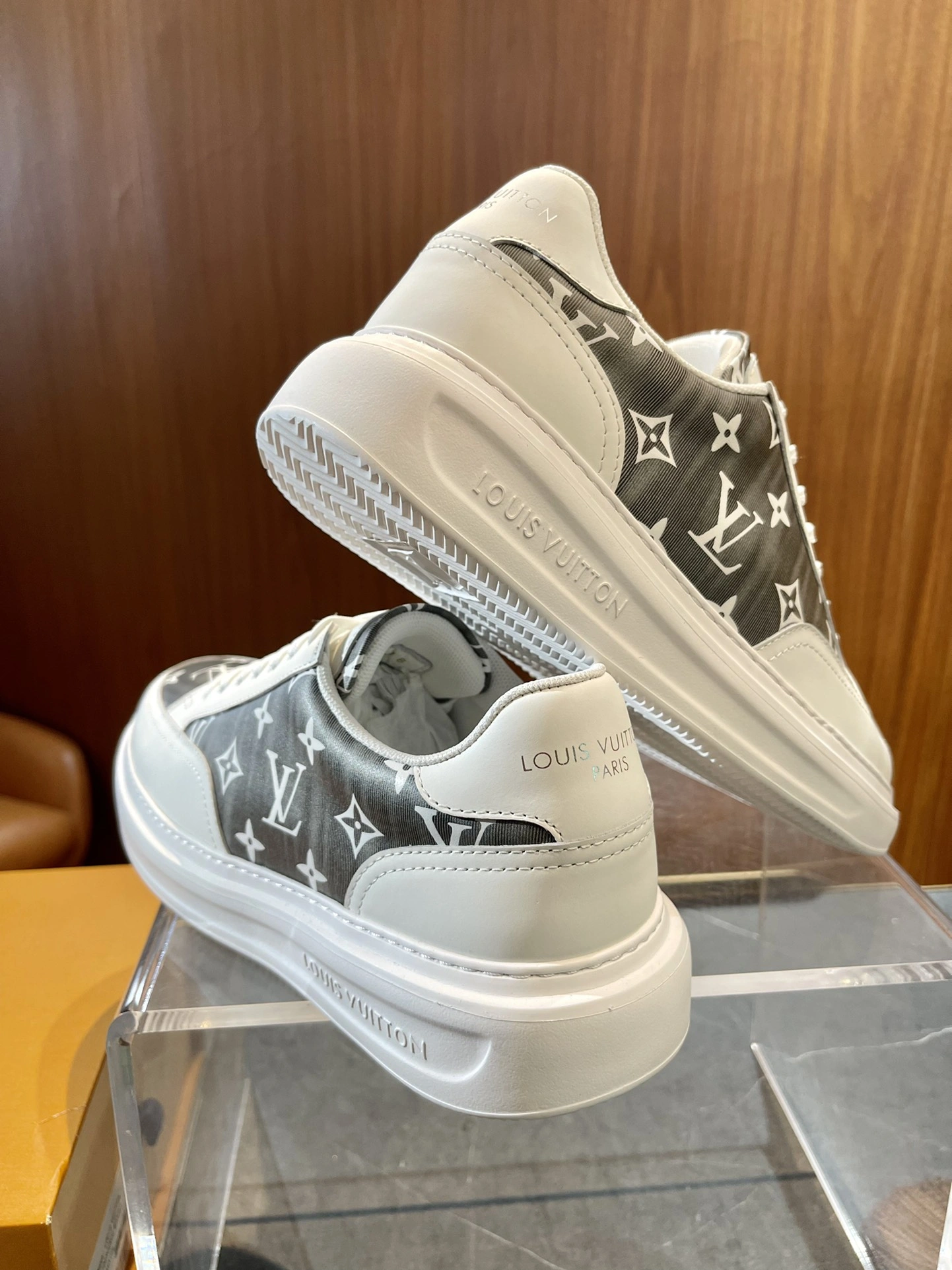 Stretchable L*ouis V*uitton Top S Sneaker Low RR 20240815- 3769