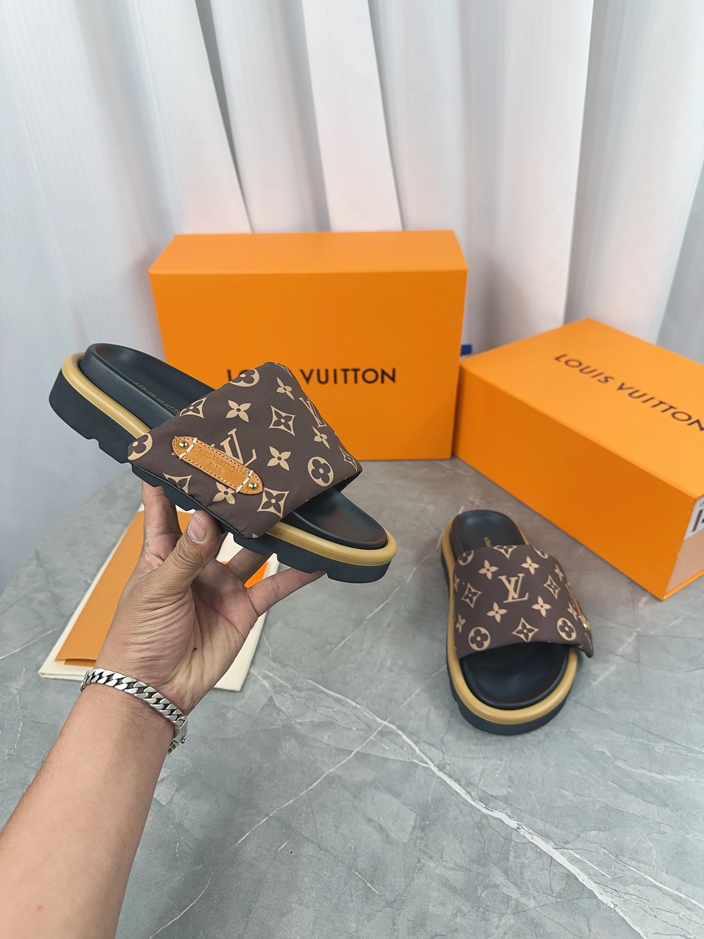 Seasonal L*ouis V*uitton Top Sandals&Slippers Tianyi 20240811- 3839