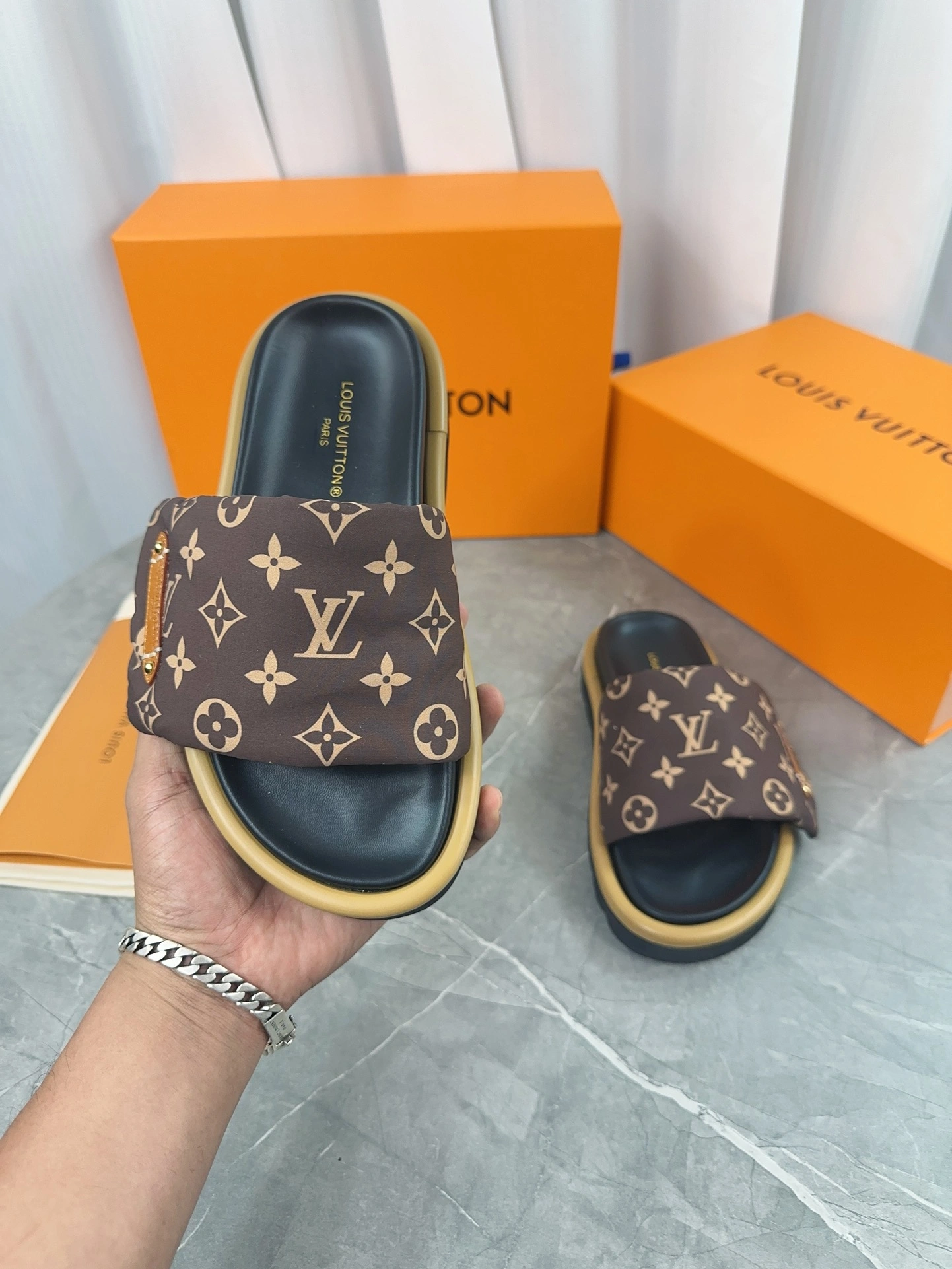 Seasonal L*ouis V*uitton Top Sandals&Slippers Tianyi 20240811- 3839