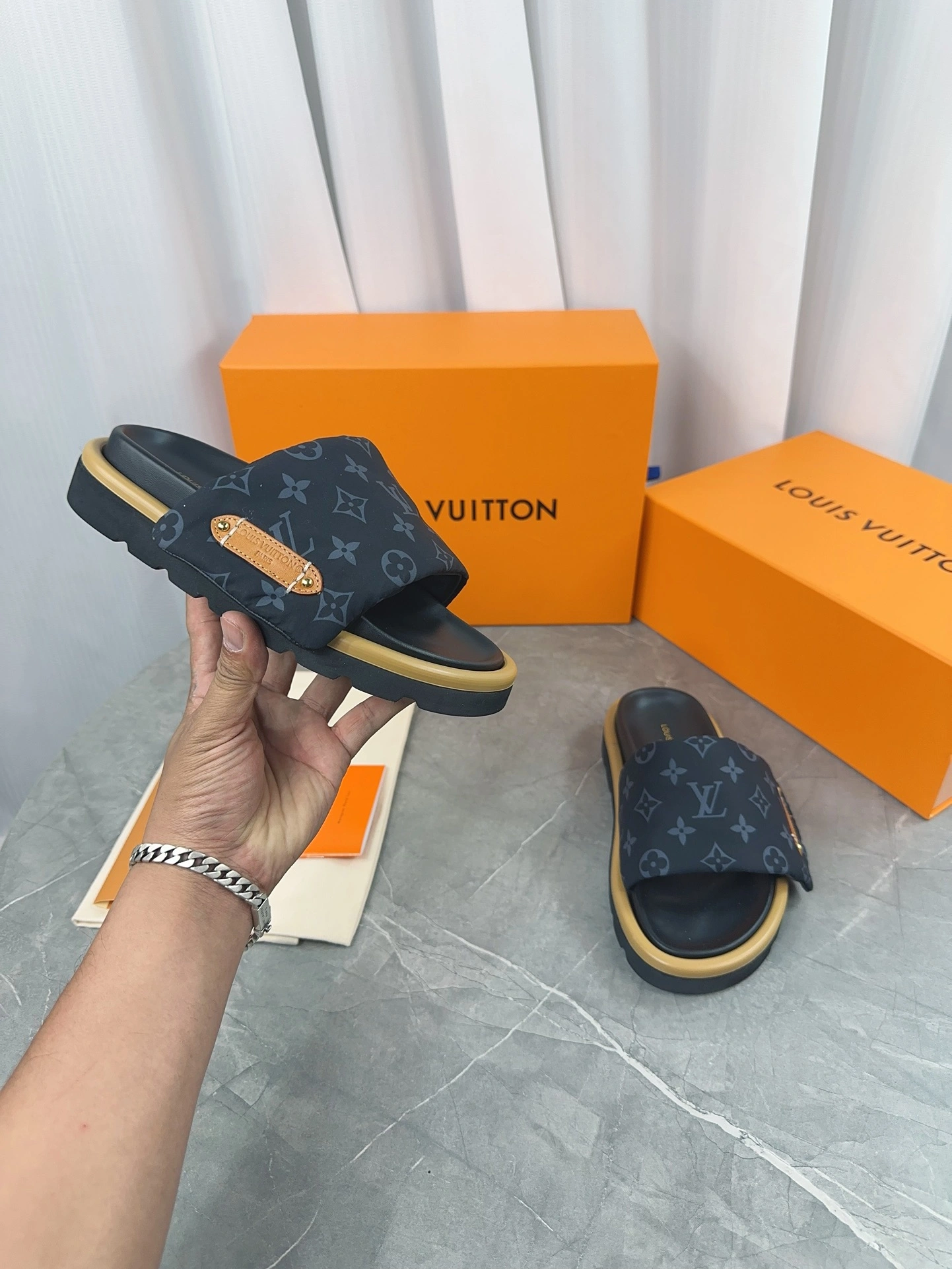 Functional L*ouis V*uitton Top Sandals&Slippers Tianyi 20240811- 3837