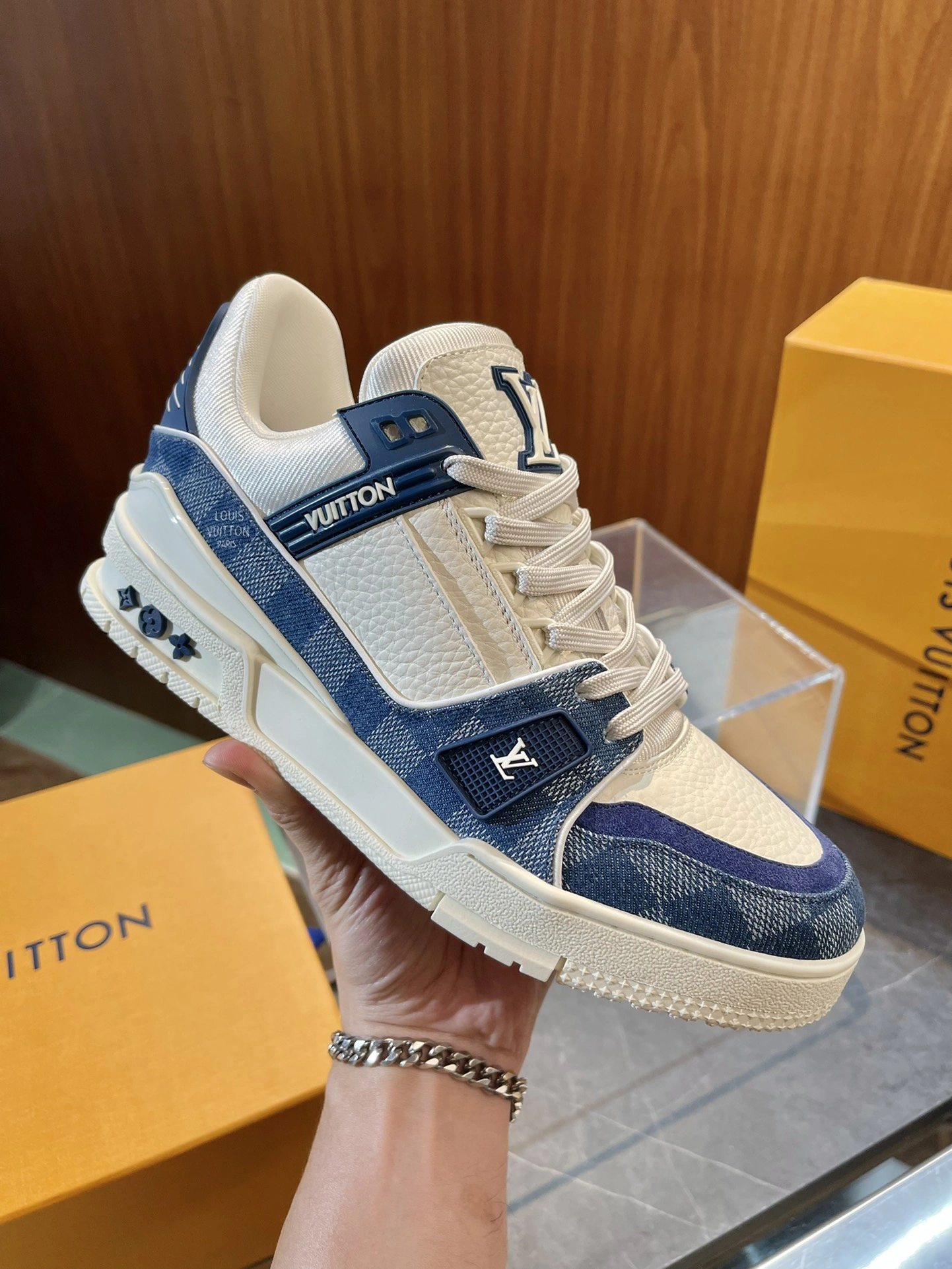 L*ouis V*uitton Top Sneaker Low RR 20240812- OdorResistant 3798