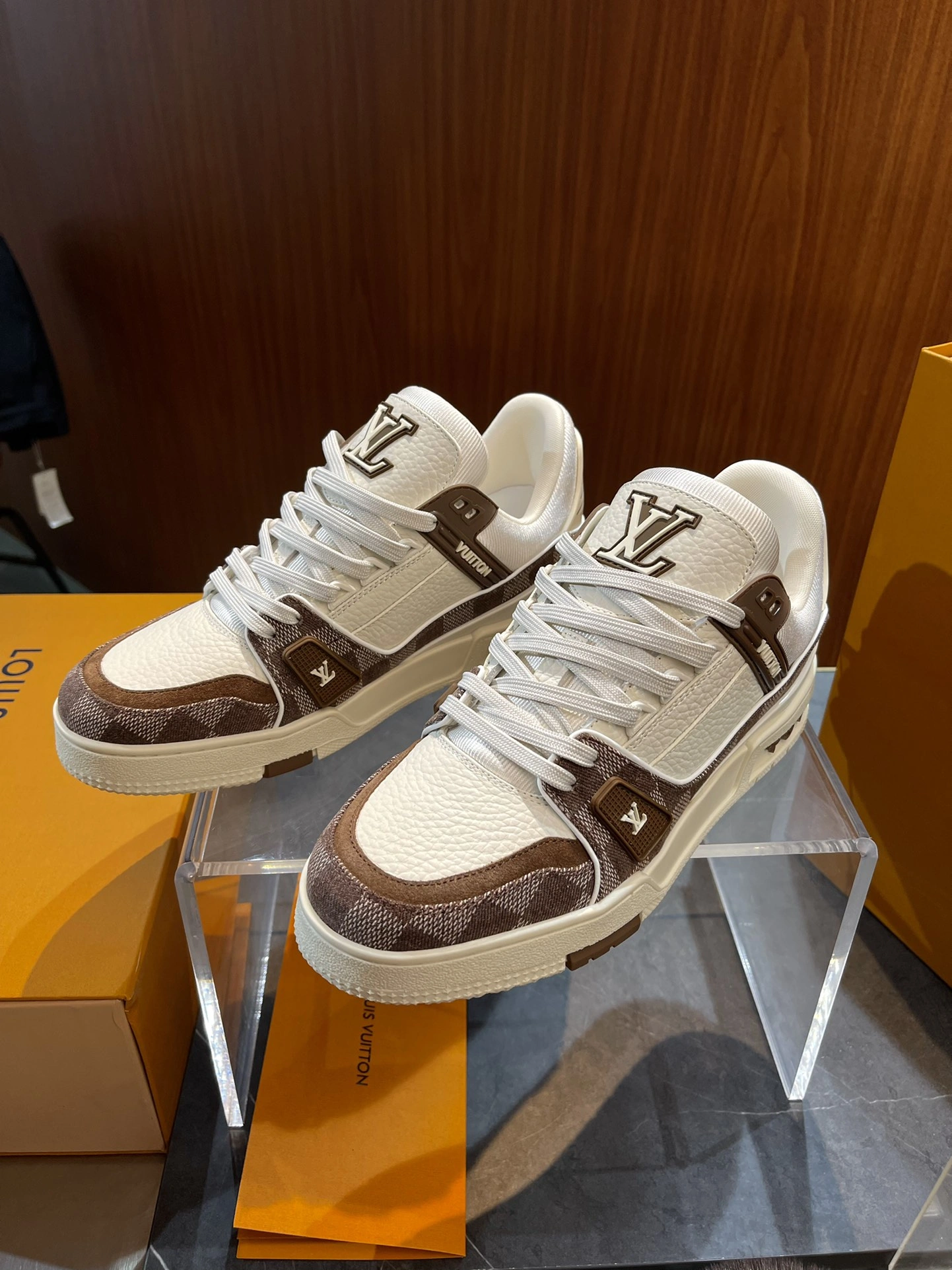 L*ouis V*uitton Top Sneaker Low RR 20240812- Timeless 3785