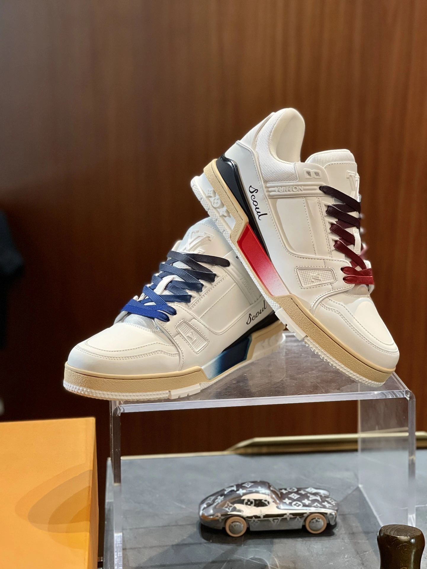 Sporty L*ouis V*uitton Top Sneaker Low RR 20240812- 3796