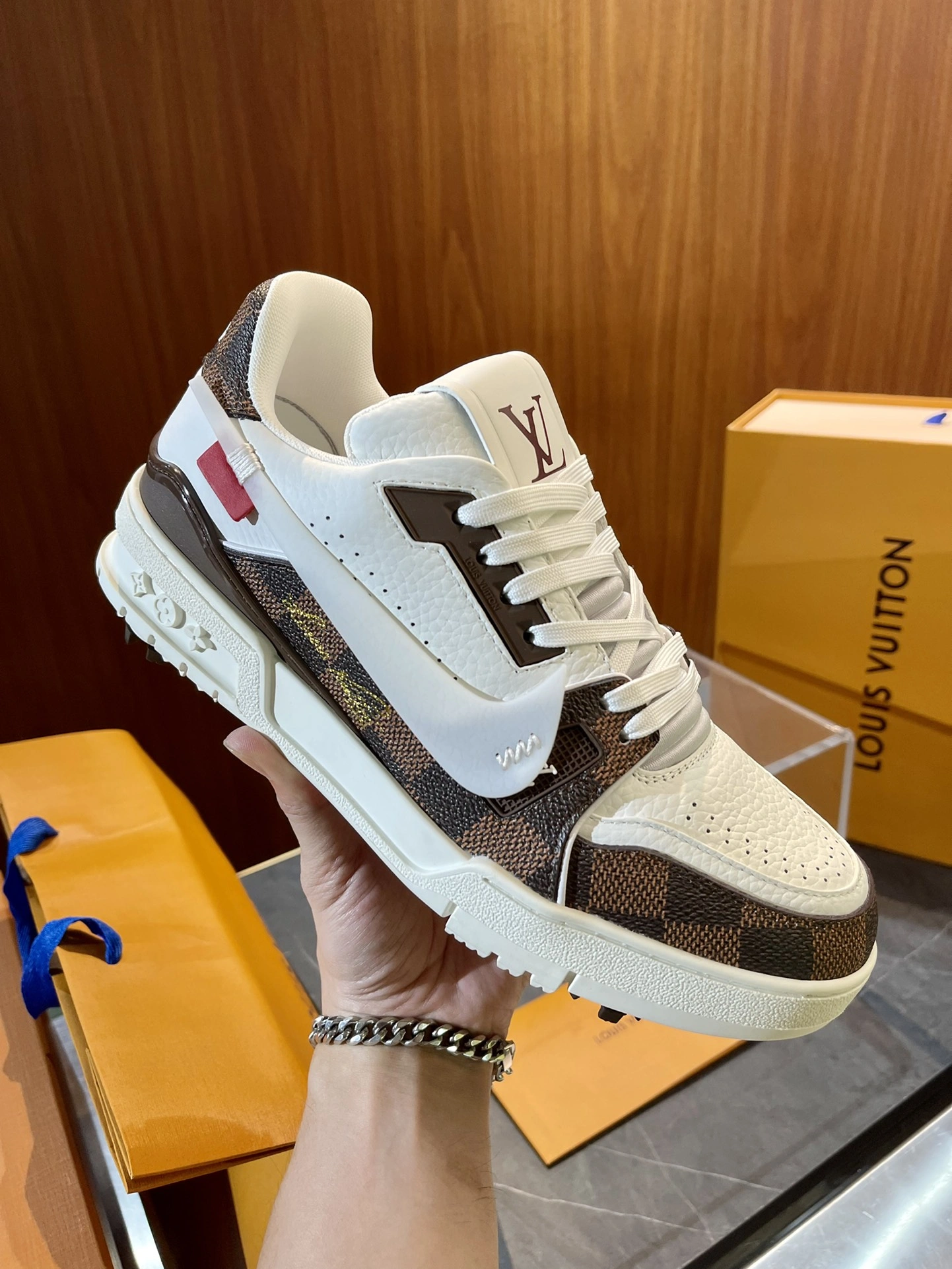 L*ouis V*uitton Top Sneaker Low RR 20240813- Affordable 3782