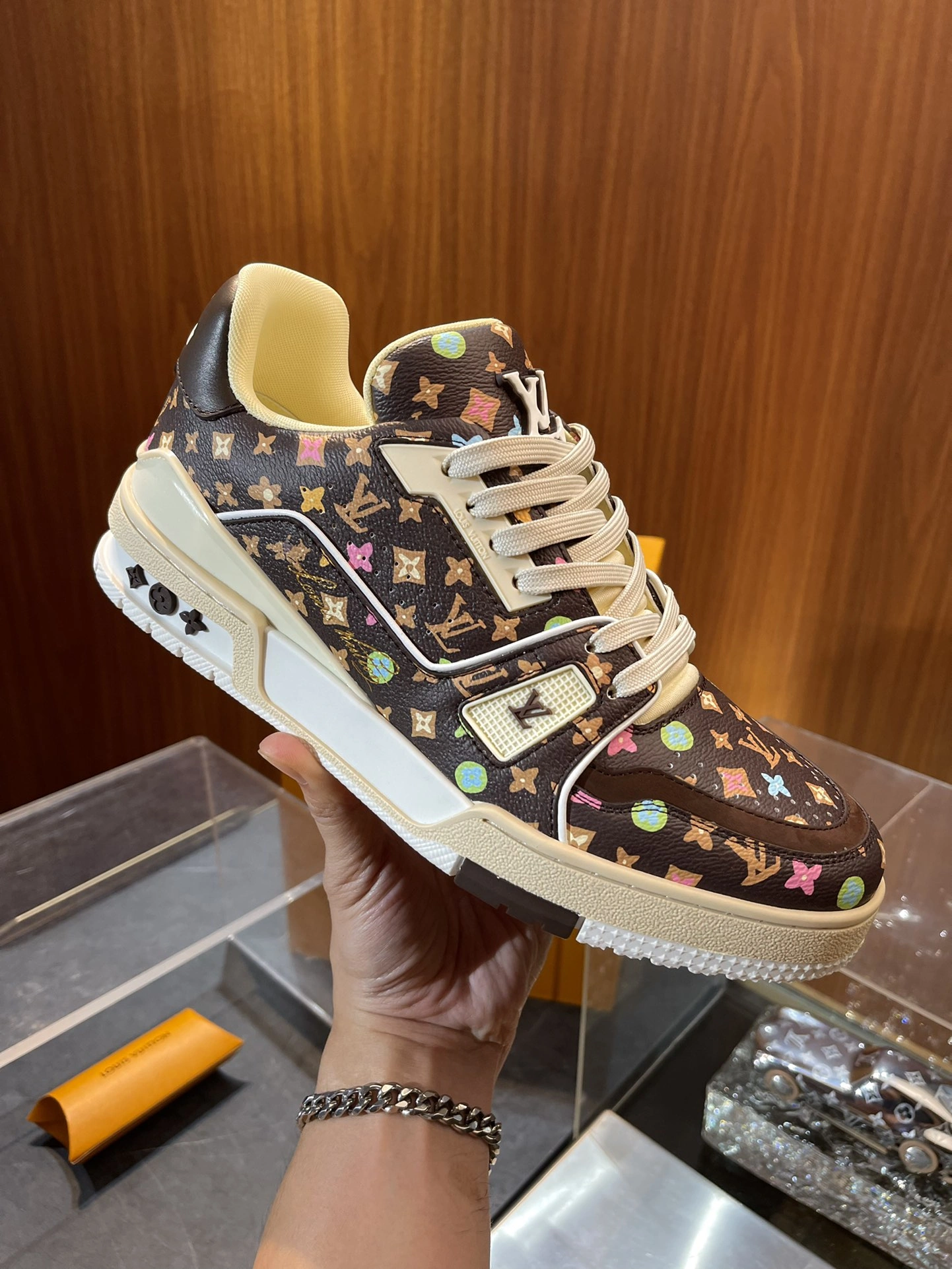Neat L*ouis V*uitton Top Sneaker Low RR 20240813- 3784