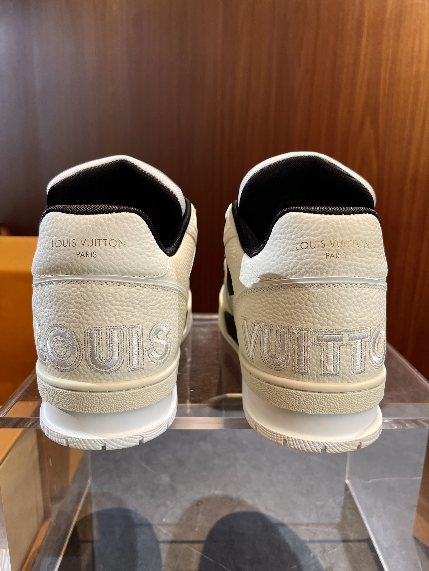 Comfortable L*ouis V*uitton Top Sneaker Low RR 20240814- 3776