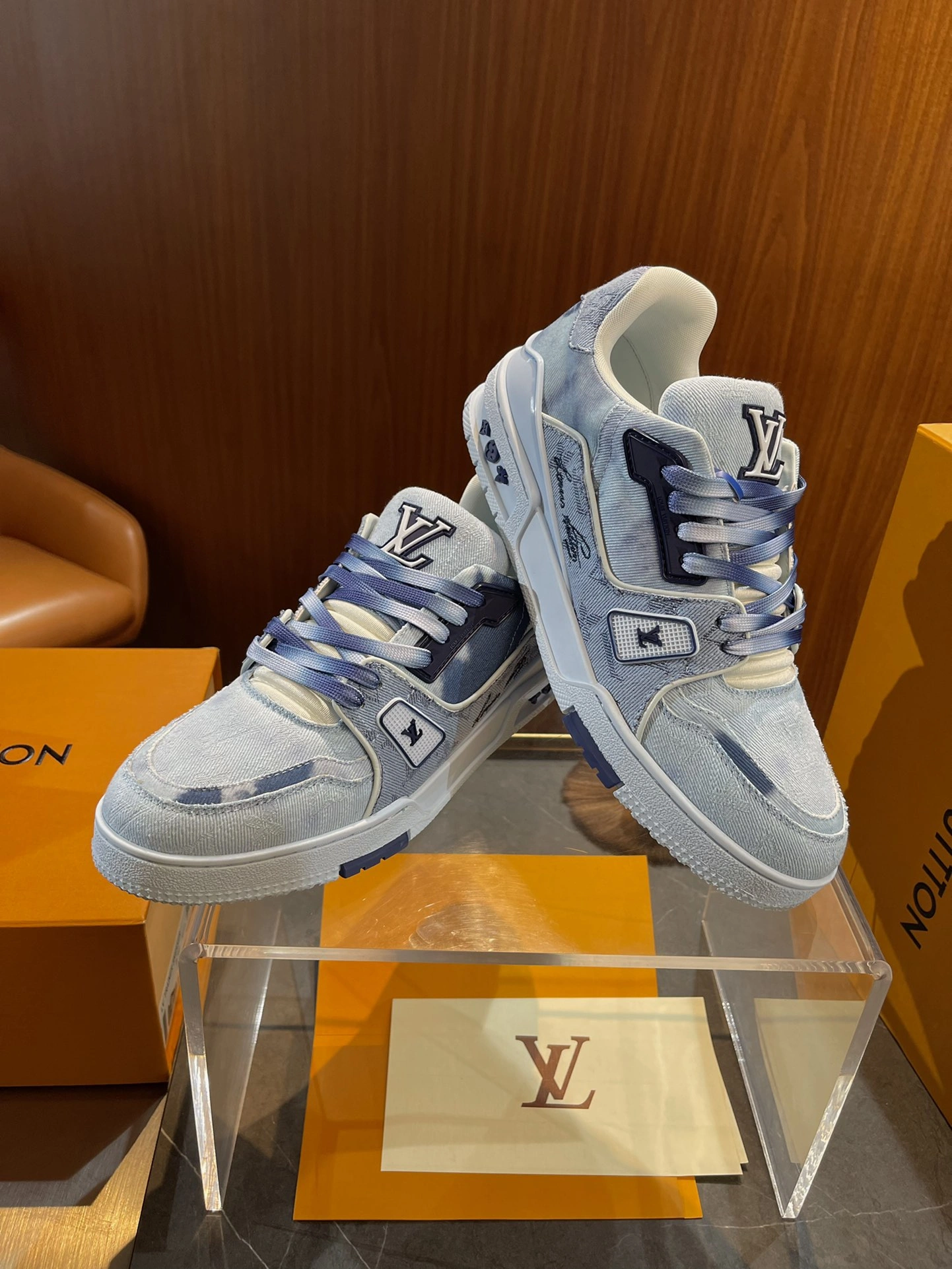 L*ouis V*uitton Top Sneaker Low RR 20240814- FlexibleFit 3779