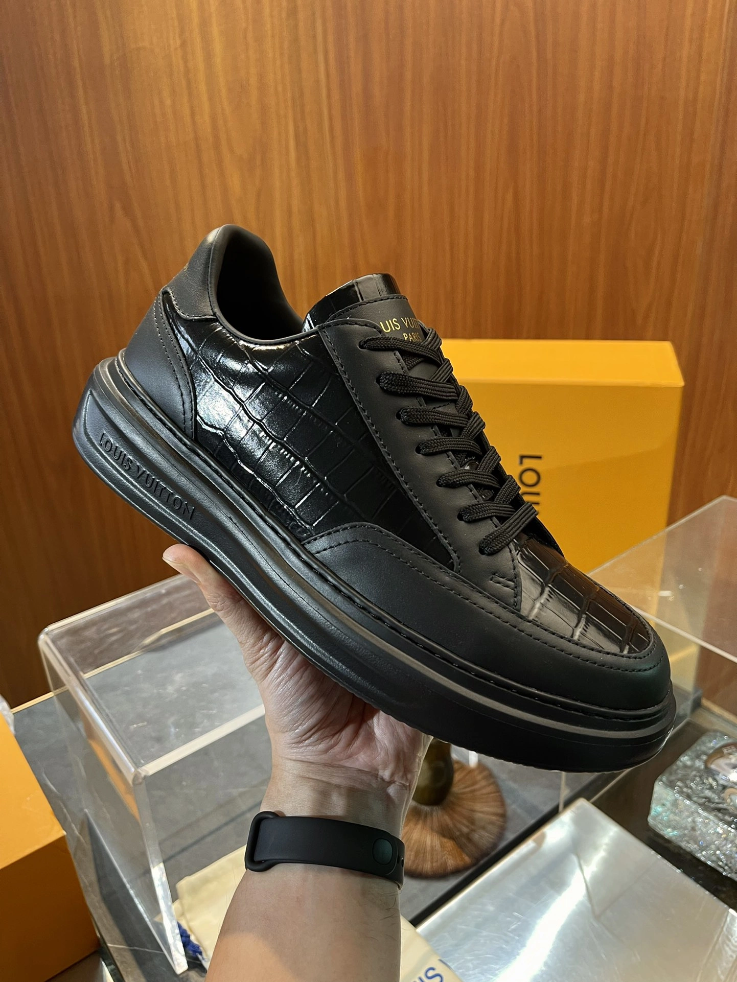 L*ouis V*uitton Top Sneaker Low RR 20240815- SoftTouch 3767