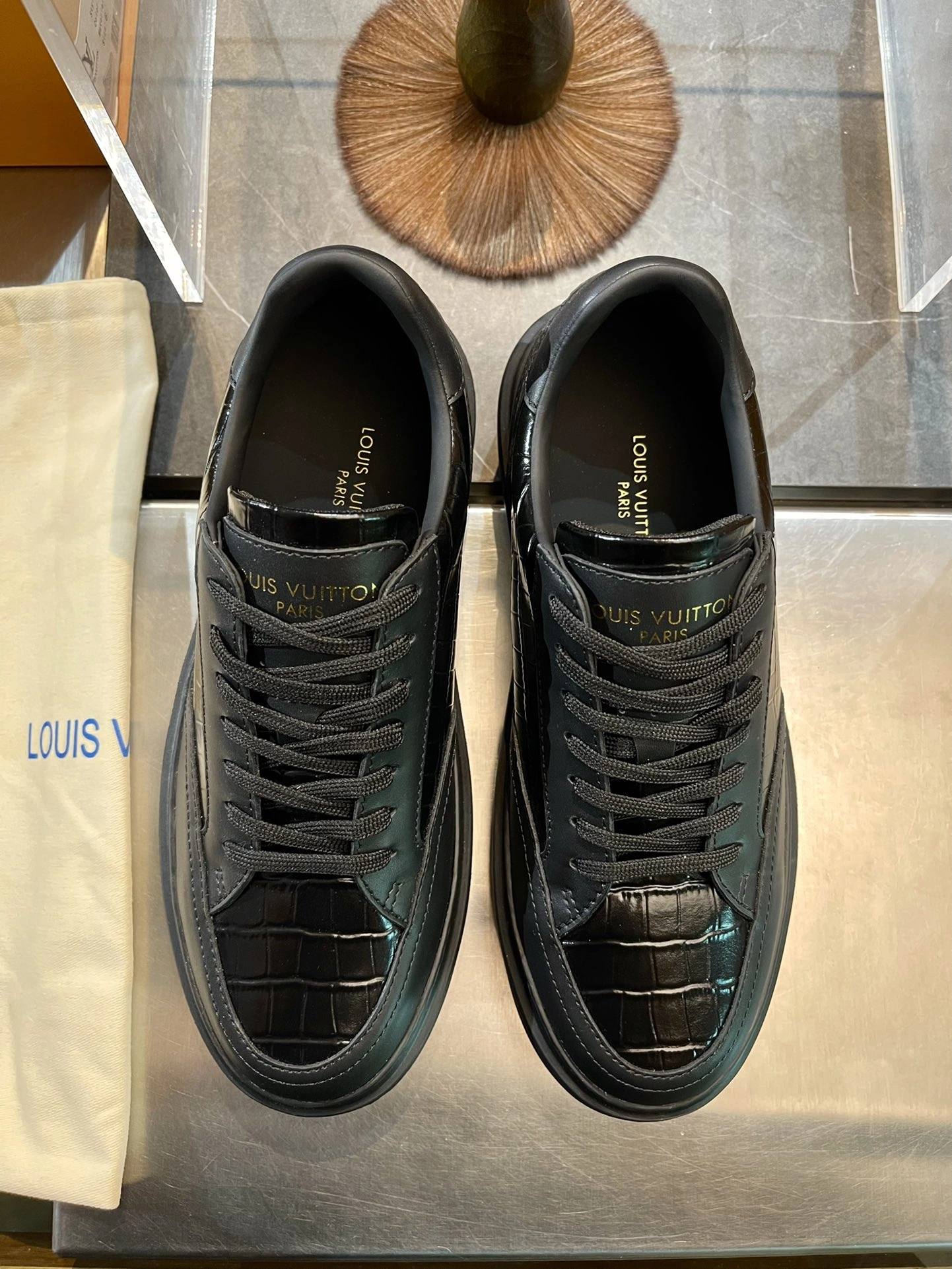 L*ouis V*uitton Top Sneaker Low RR 20240815- SoftTouch 3767