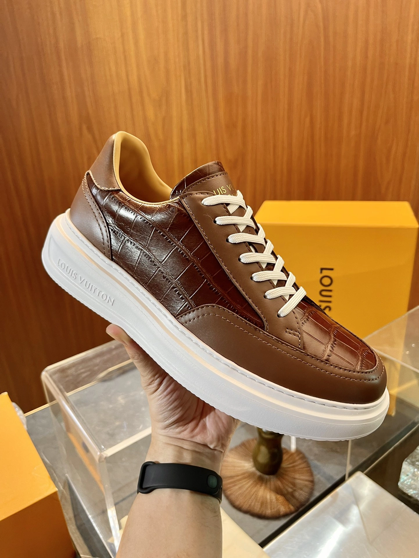 L*ouis V*uitton Top Sneaker Low RR 20240815- SoftTouch 3767