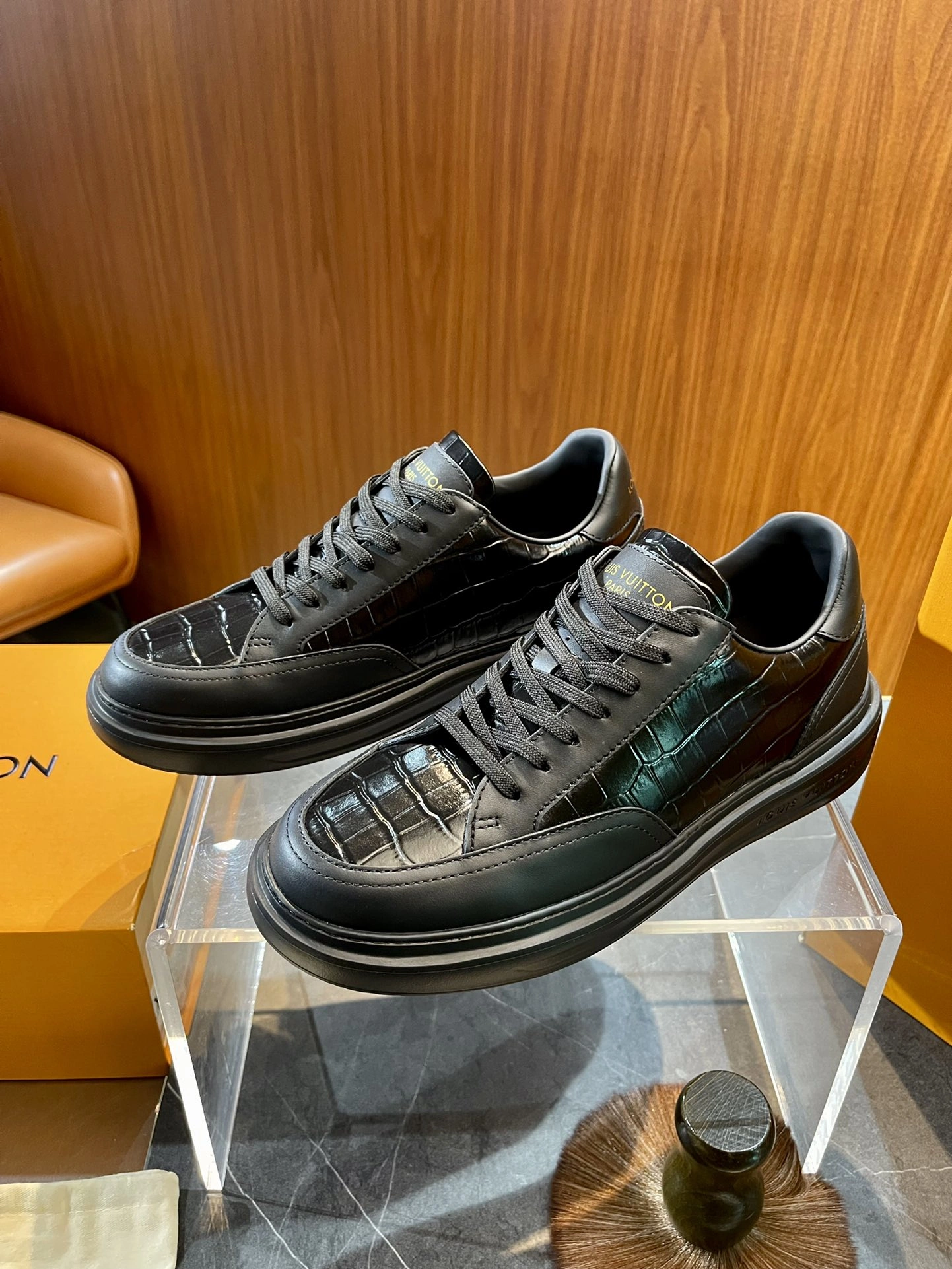 L*ouis V*uitton Top Sneaker Low RR 20240815- SoftTouch 3767