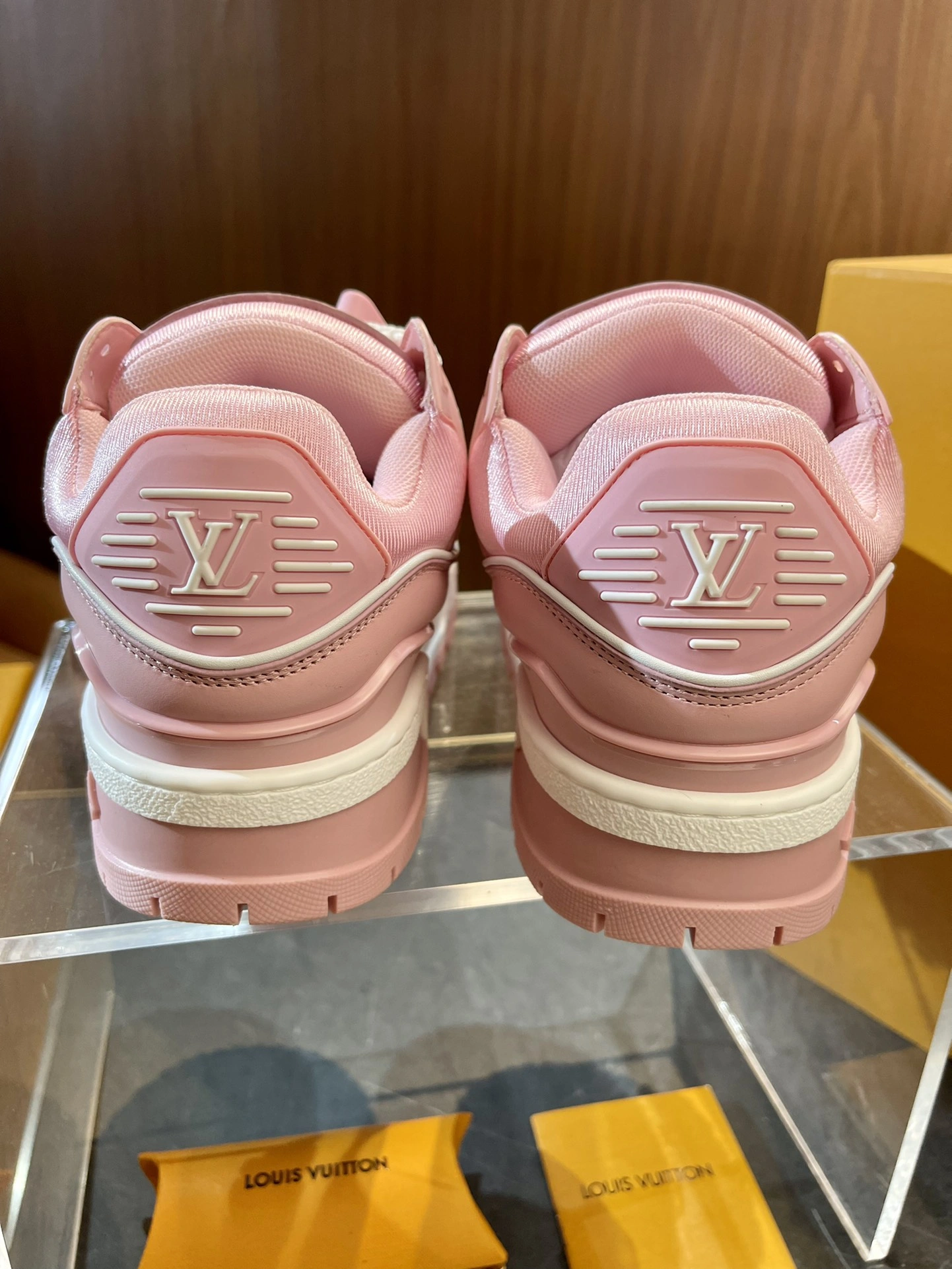 L*ouis V*uitton Top Sneaker Low RR 20240815- ComfortFit 3770