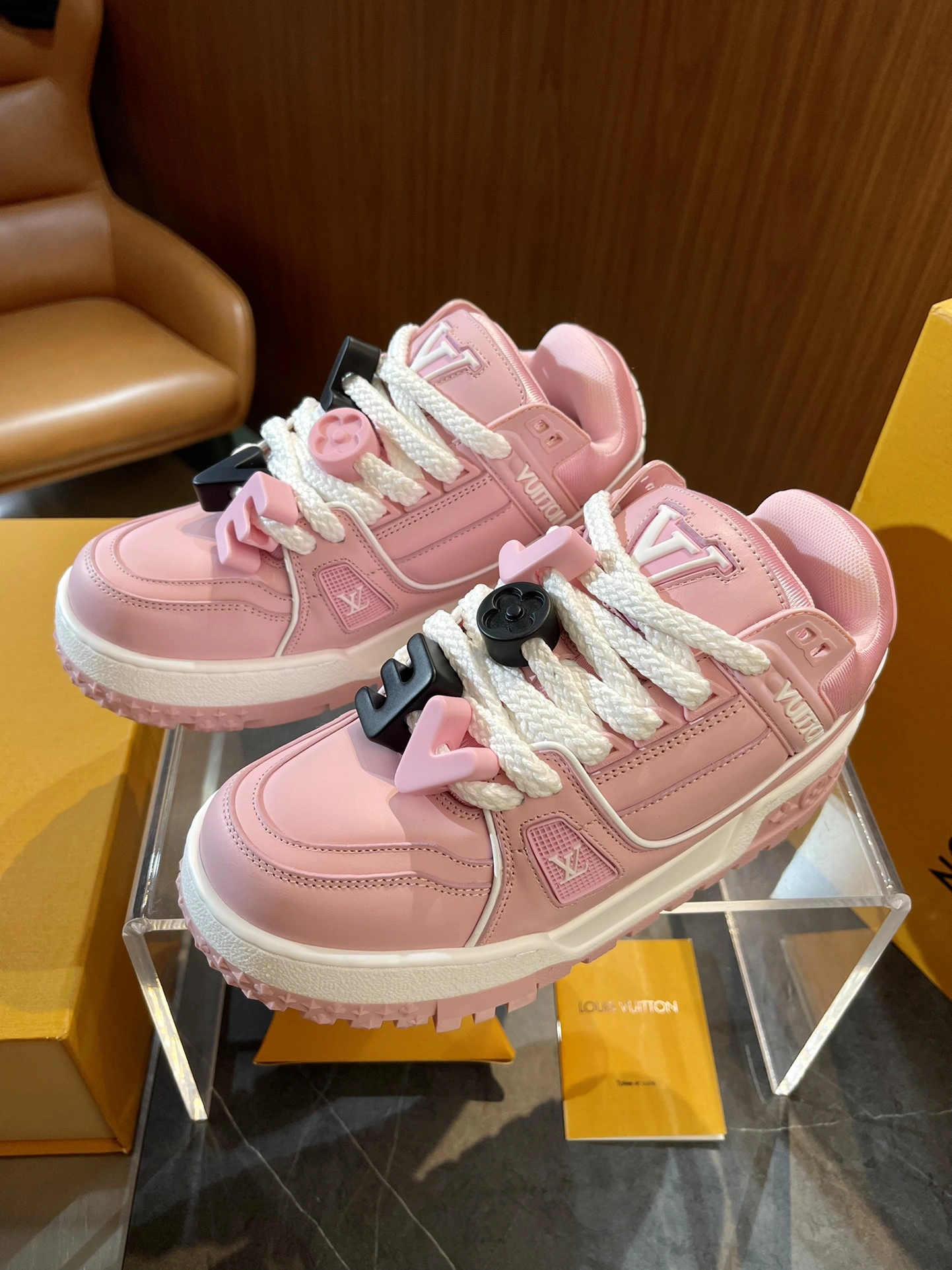 L*ouis V*uitton Top Sneaker Low RR 20240815- ComfortFit 3770
