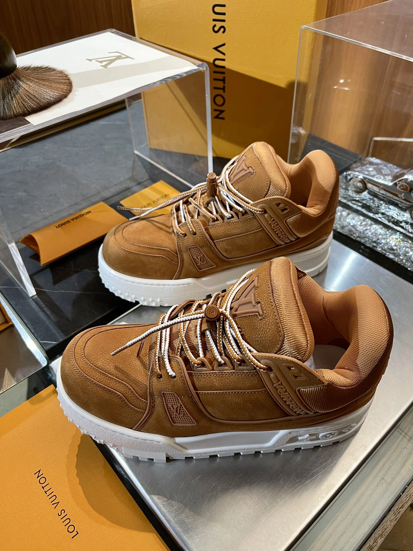 L*ouis V*uitton Top Sneaker Low RR 20240815- ComfortFit 3770