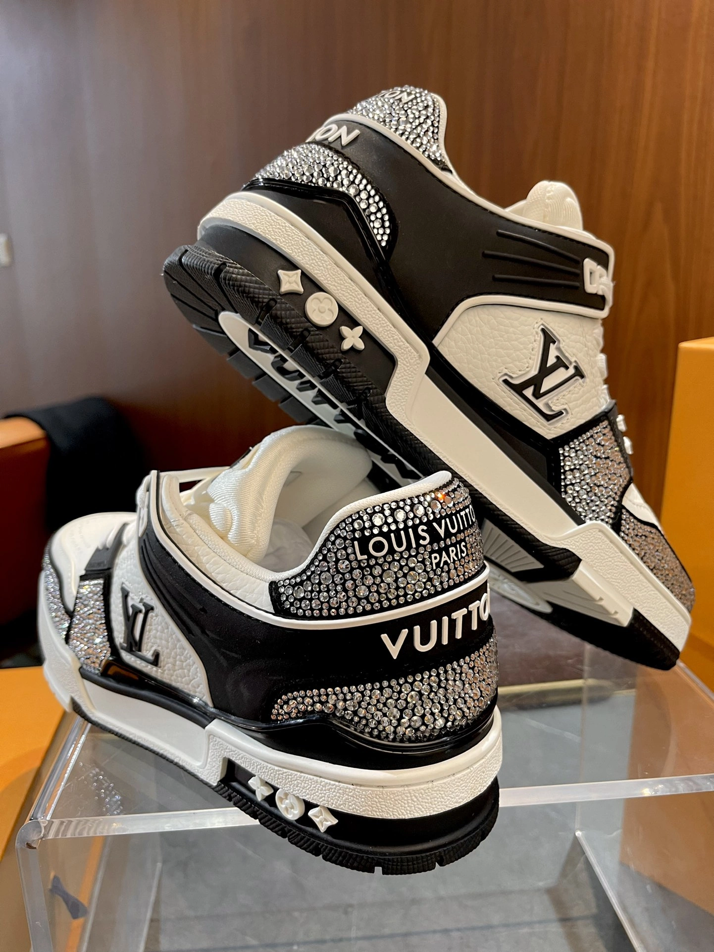 L*ouis V*uitton Top Sneaker Low RRi 20240812- Refined 3795