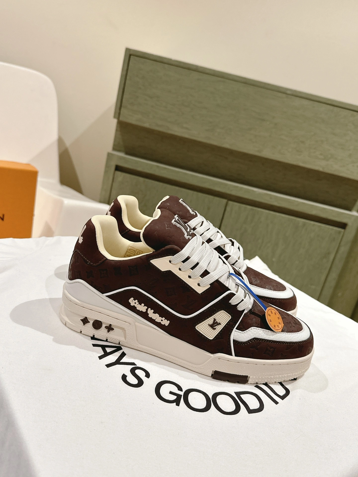 L*ouis V*uitton Top Sneaker Low Tianyi 20240811- Trendy 3832