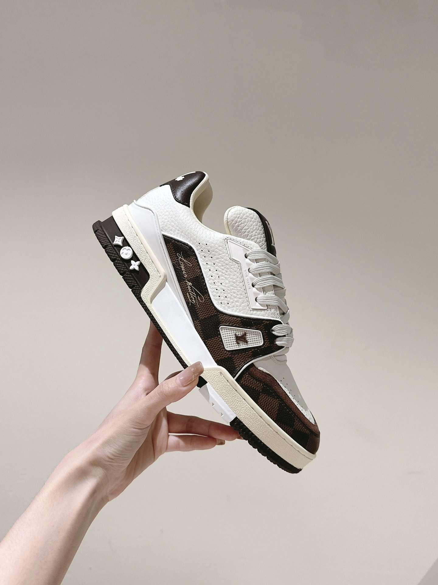 Durable L*ouis V*uitton Top Sneaker Low Tianyi 20240811- 3829