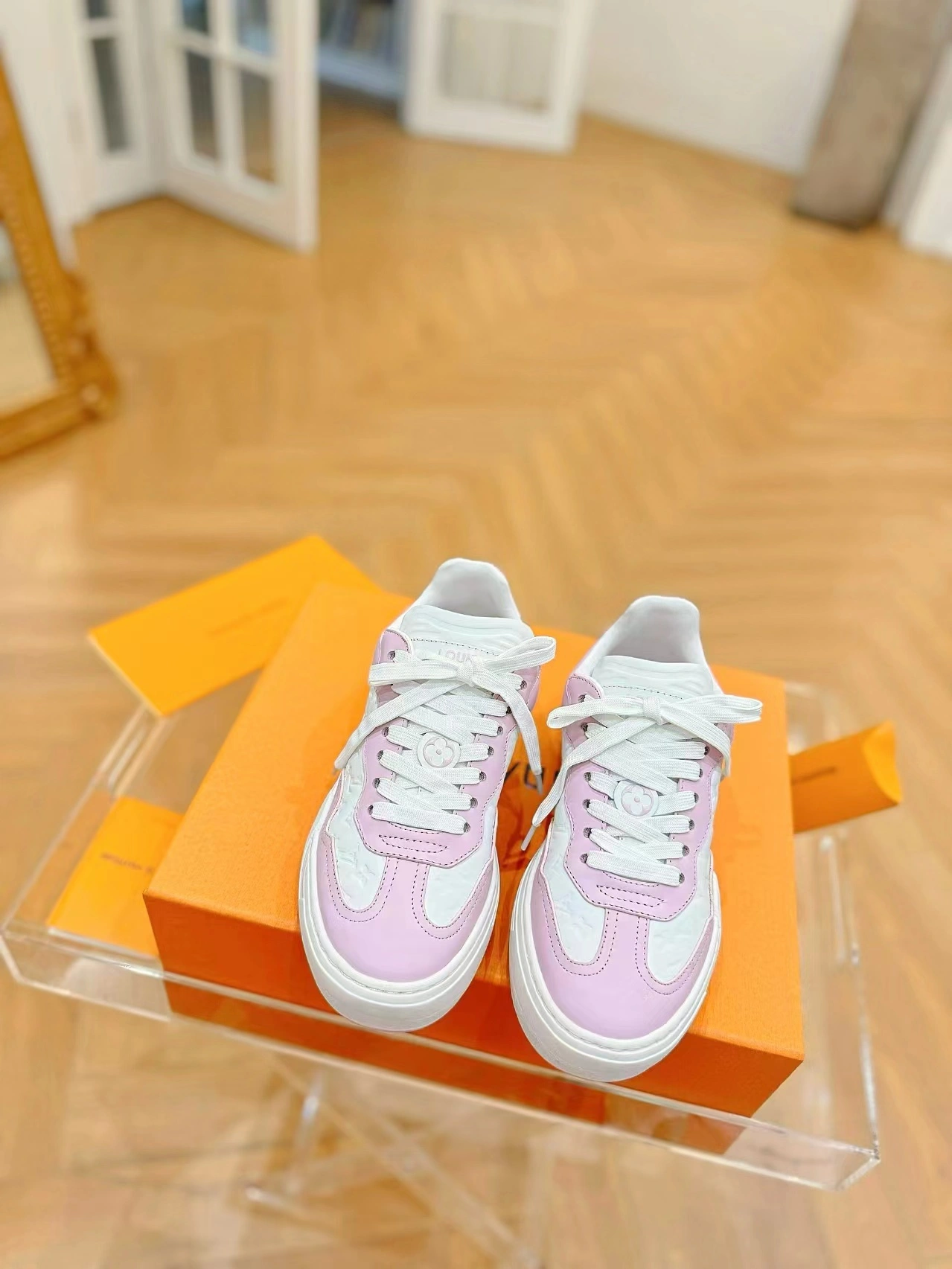 L*ouis V*uitton Top Sneaker Low Tianyi 20240811- Snug 3820