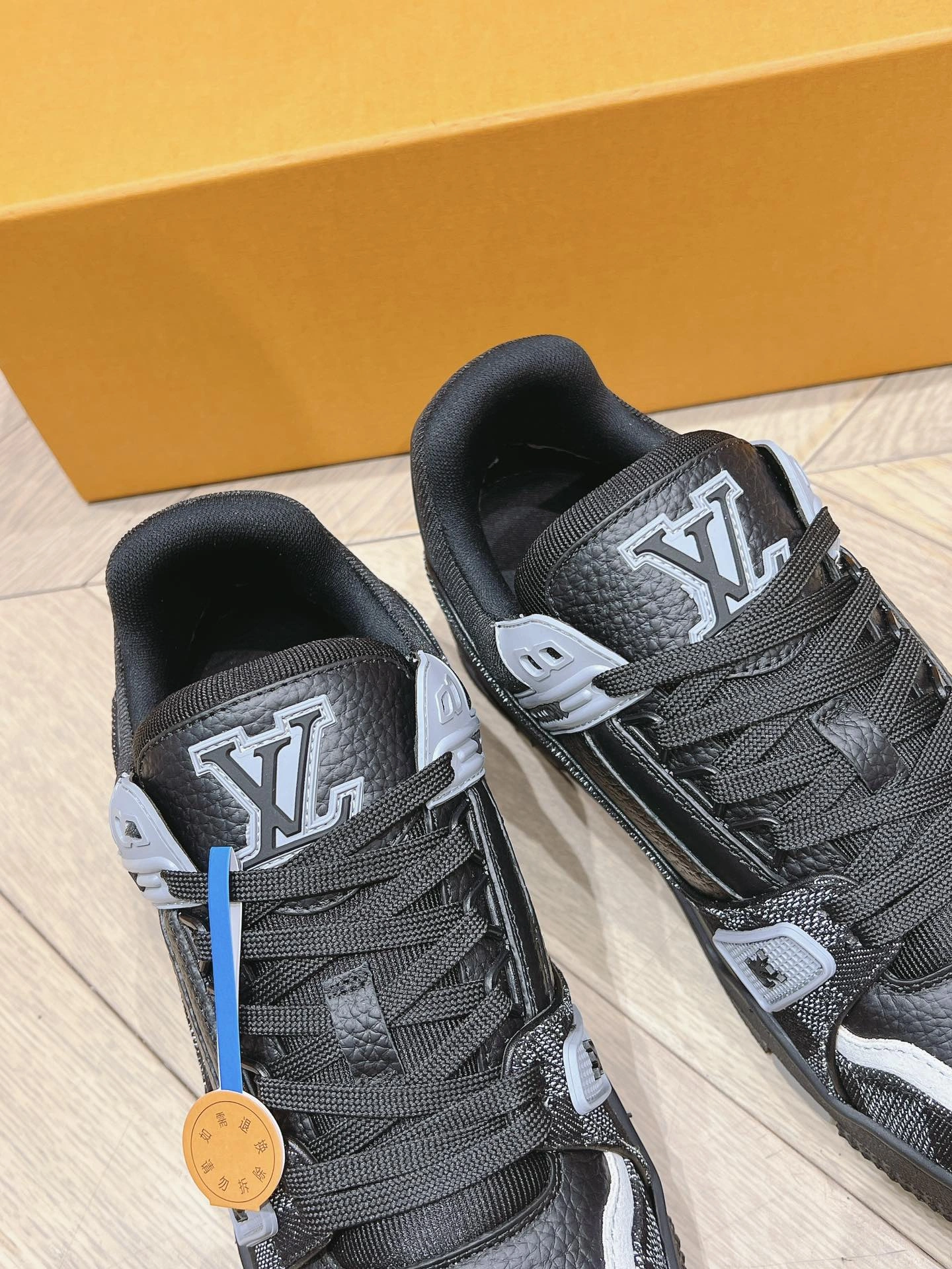 L*ouis V*uitton Top Sneaker Low Tianyi 20240811- Lightweight 7122