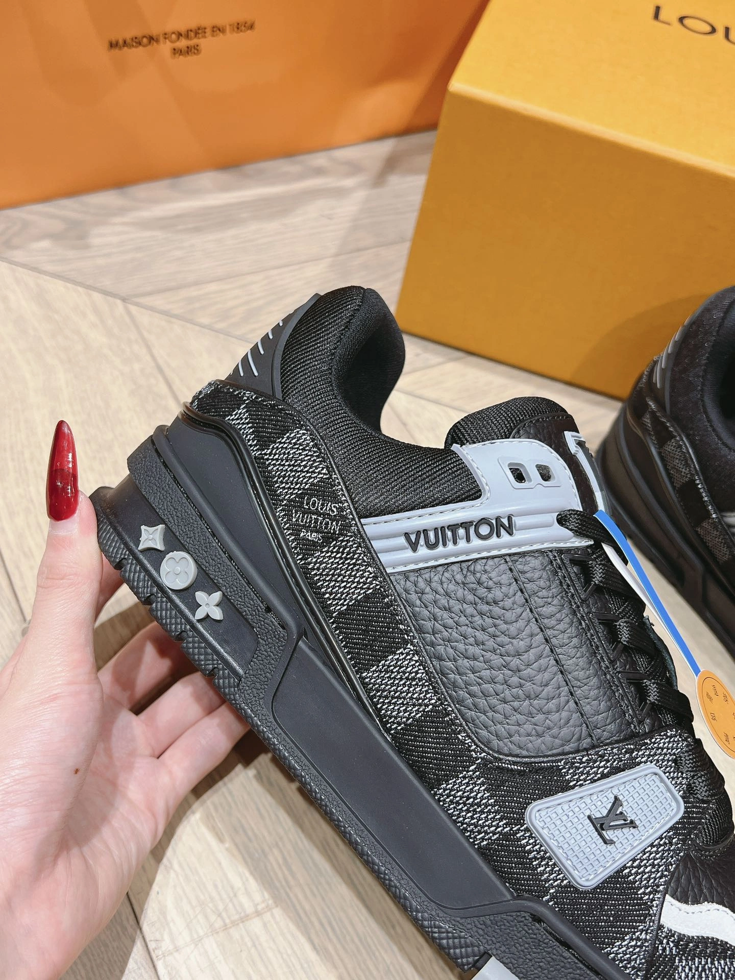 L*ouis V*uitton Top Sneaker Low Tianyi 20240811- Lightweight 7122