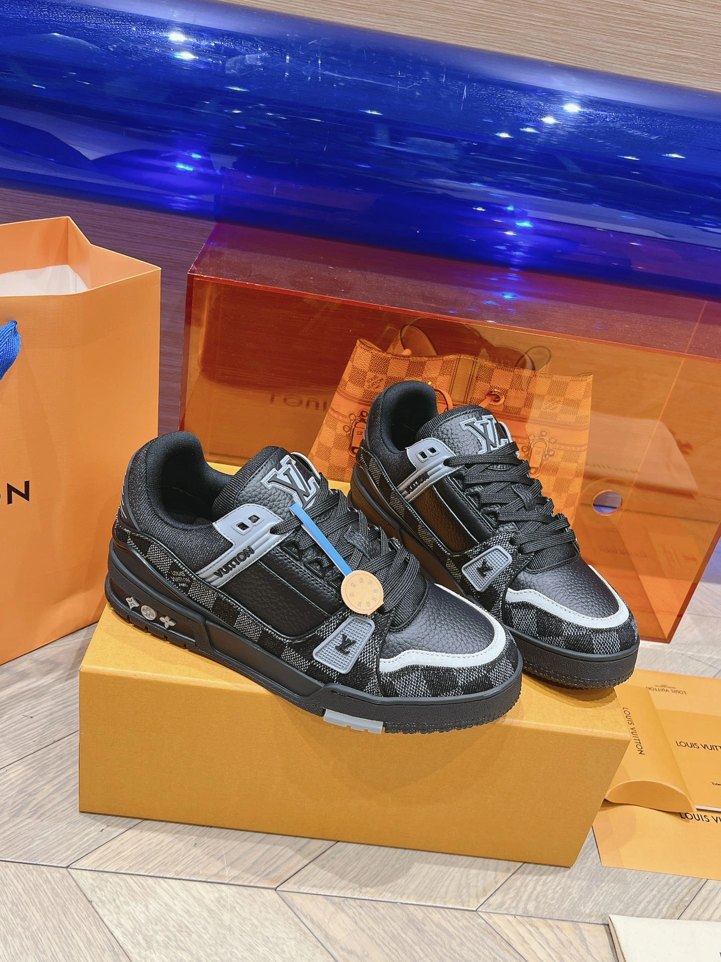L*ouis V*uitton Top Sneaker Low Tianyi 20240811- Lightweight 7122