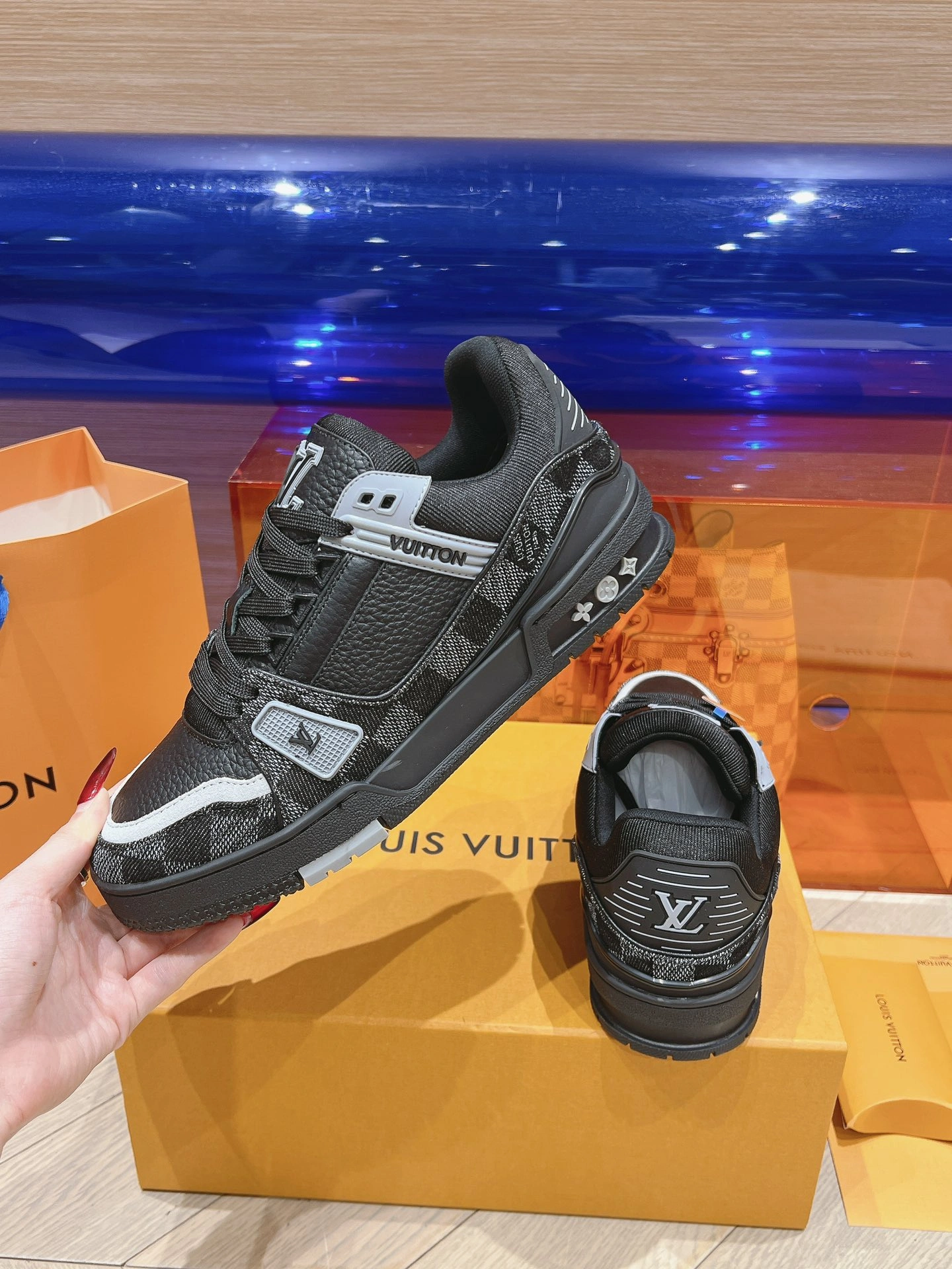L*ouis V*uitton Top Sneaker Low Tianyi 20240811- Lightweight 7122