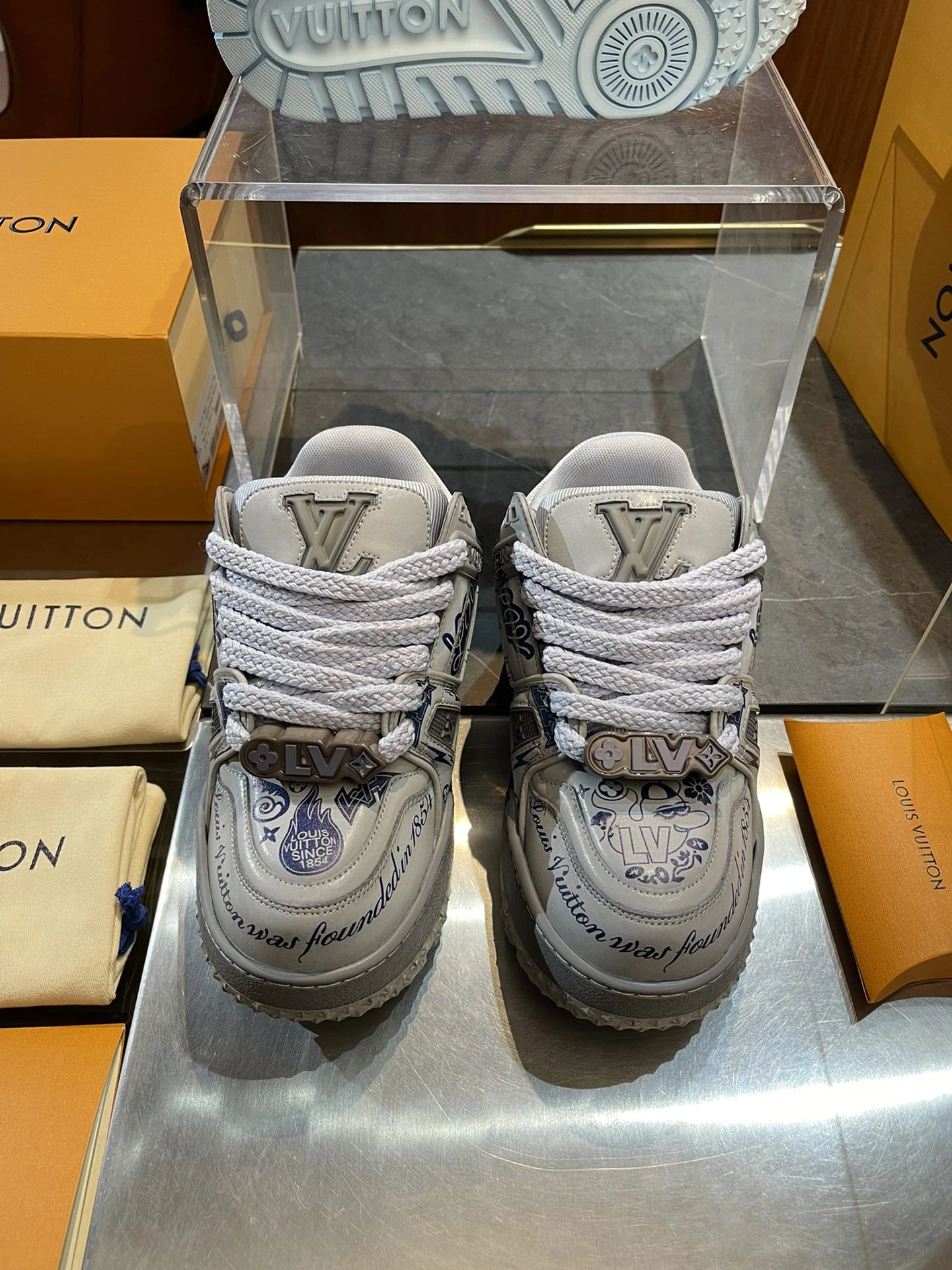 L*ouis V*uitton Top Sneaker Low Tianyi 20240812- Comfortable 3792