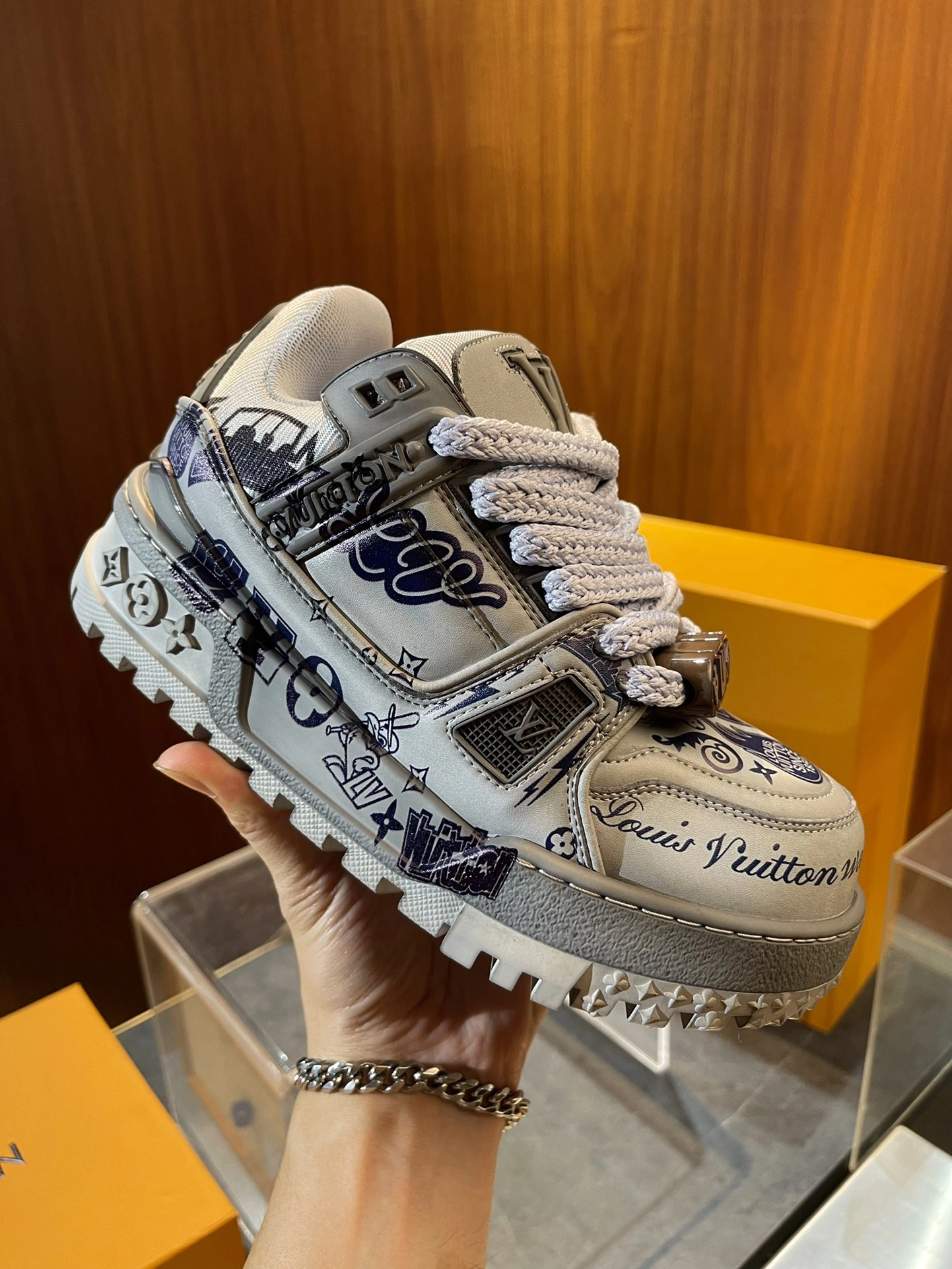 L*ouis V*uitton Top Sneaker Low Tianyi 20240812- Comfortable 3792