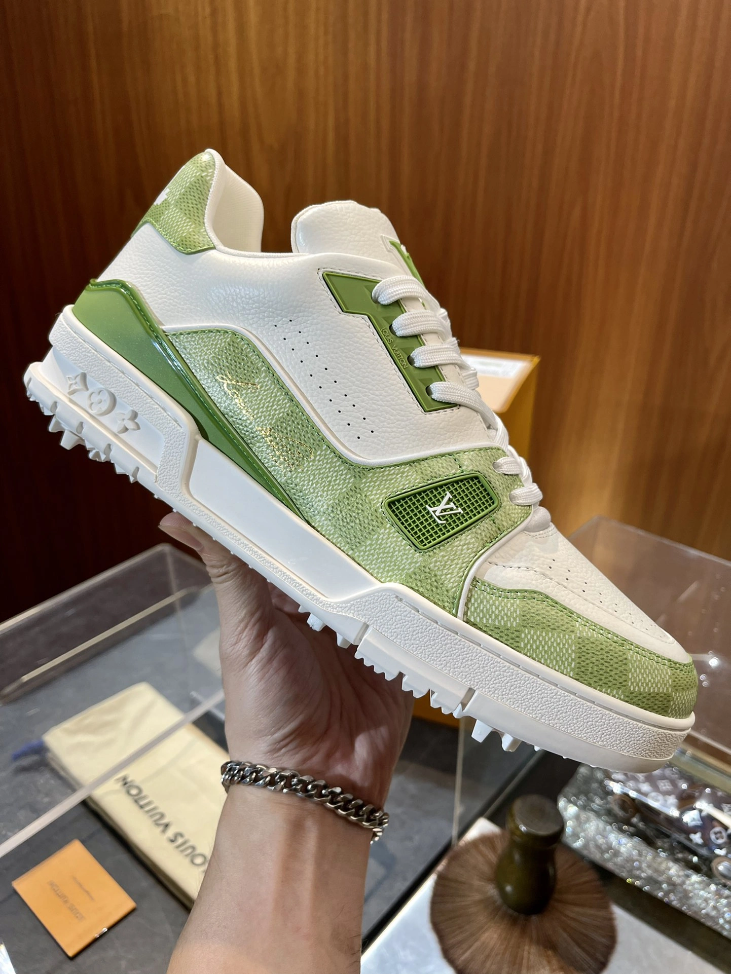 L*ouis V*uitton Top Sneaker Low Tianyi 20240812- Neat 3790
