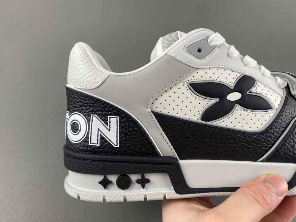 Popular L*ouis V*uitton Top Sneaker Trainer MK 20250520- 3705