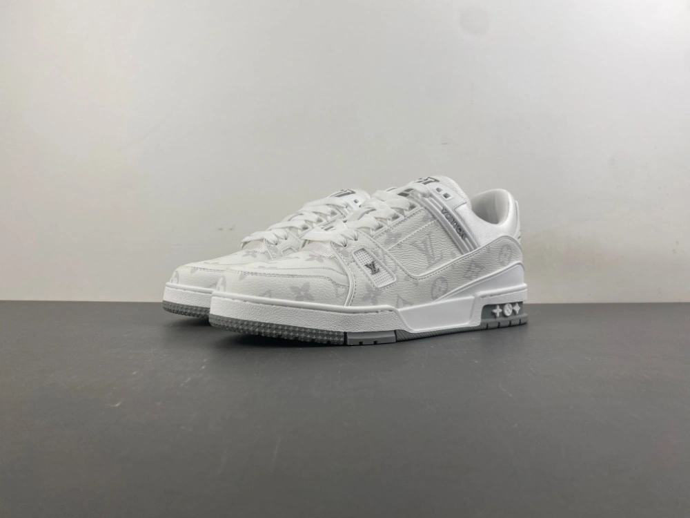 L*ouis V*uitton Top Sneaker Trainer MK 20260116- FashionForward 3678
