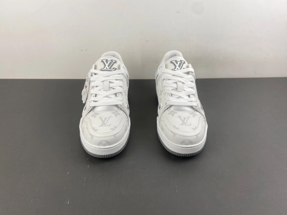 L*ouis V*uitton Top Sneaker Trainer MK 20260116- FashionForward 3678