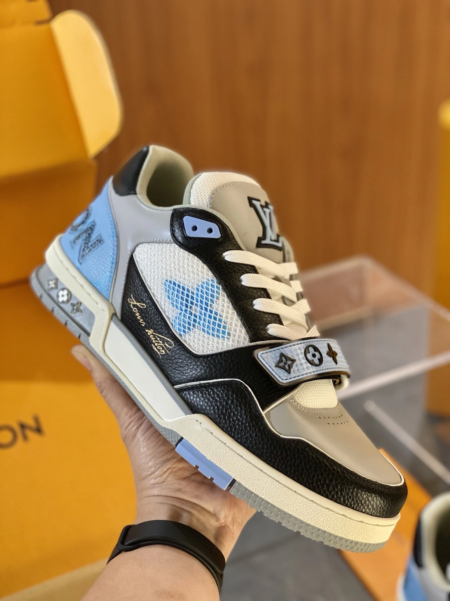 L*ouis V*uitton Top Sneaker Trainer RR 20250417- Trendsetting 3734