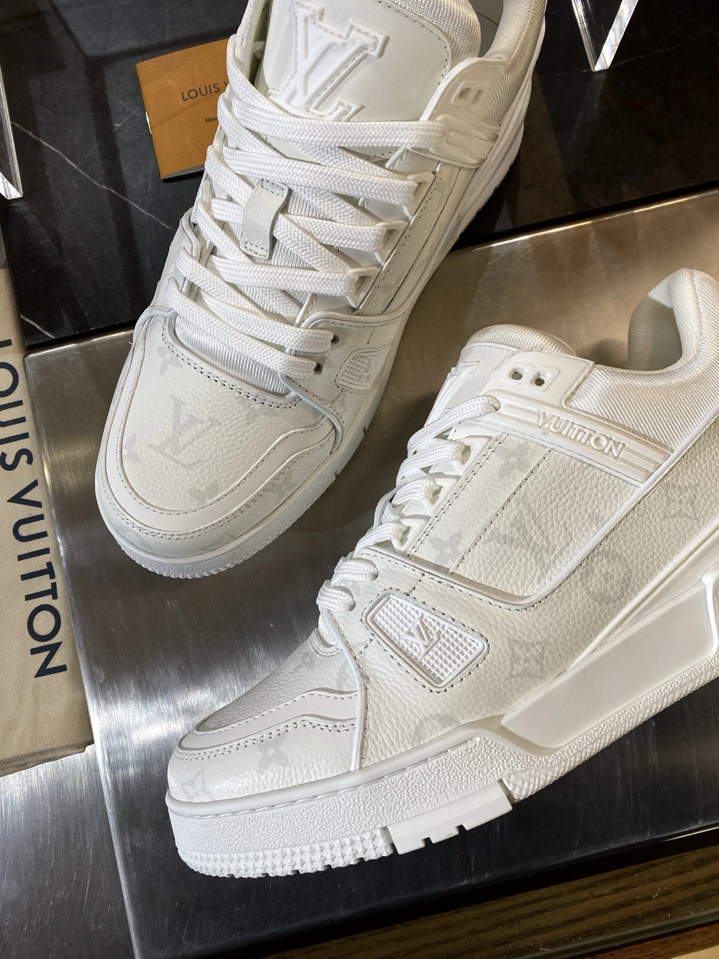 L*ouis V*uitton Top Sneaker Trainer RR 20250417- TimelessDesign 3733