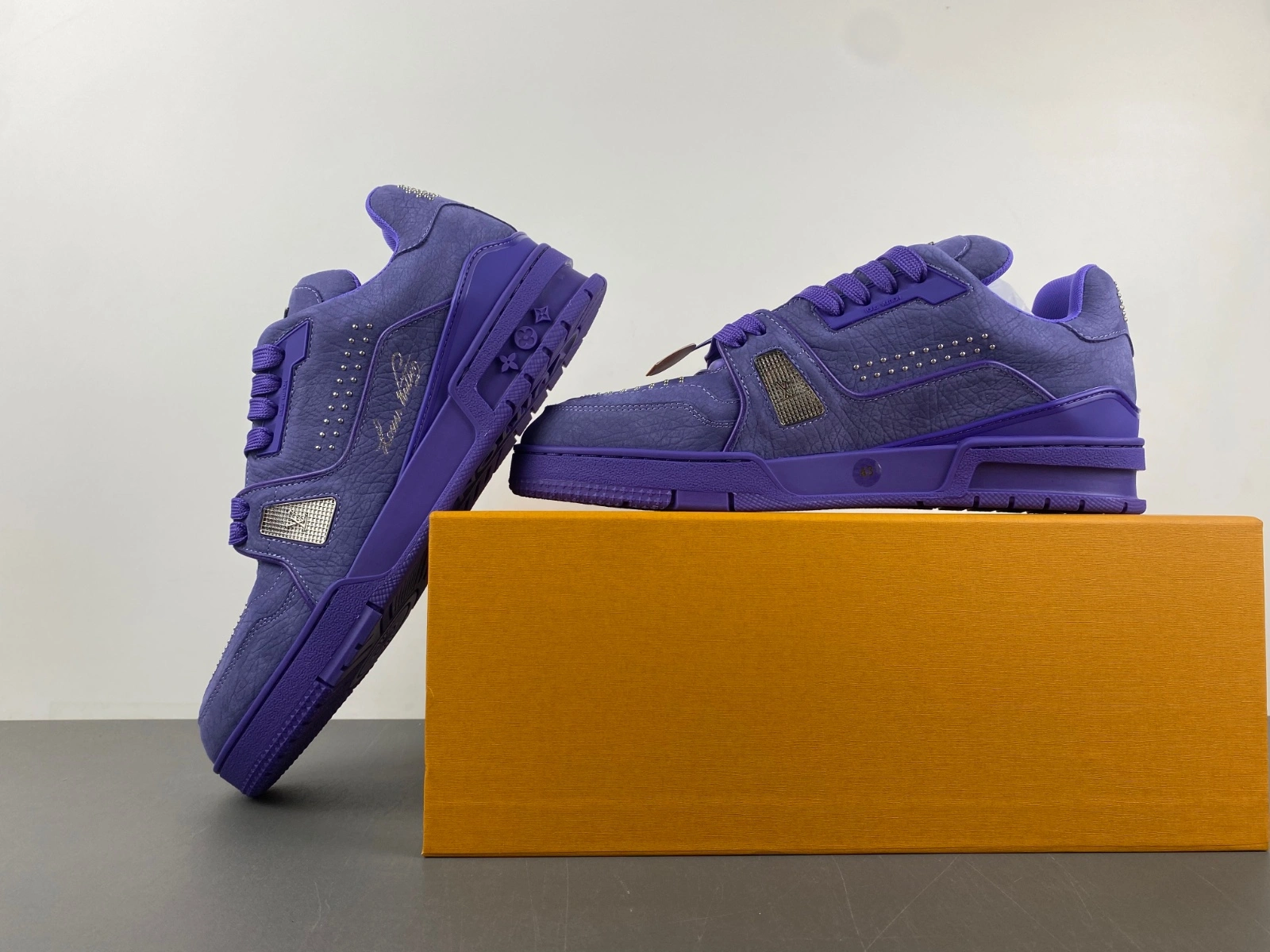EasyCare L*ouis V*uitton Top Sneaker Trainer RR 20250519- 3716