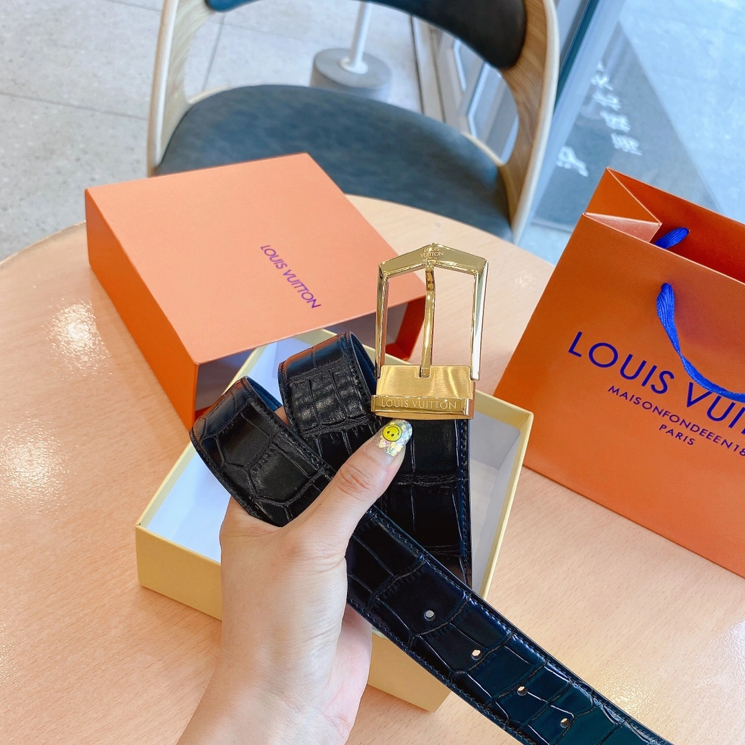 EyeCatching L*ouis V*uitton Top Version 15428