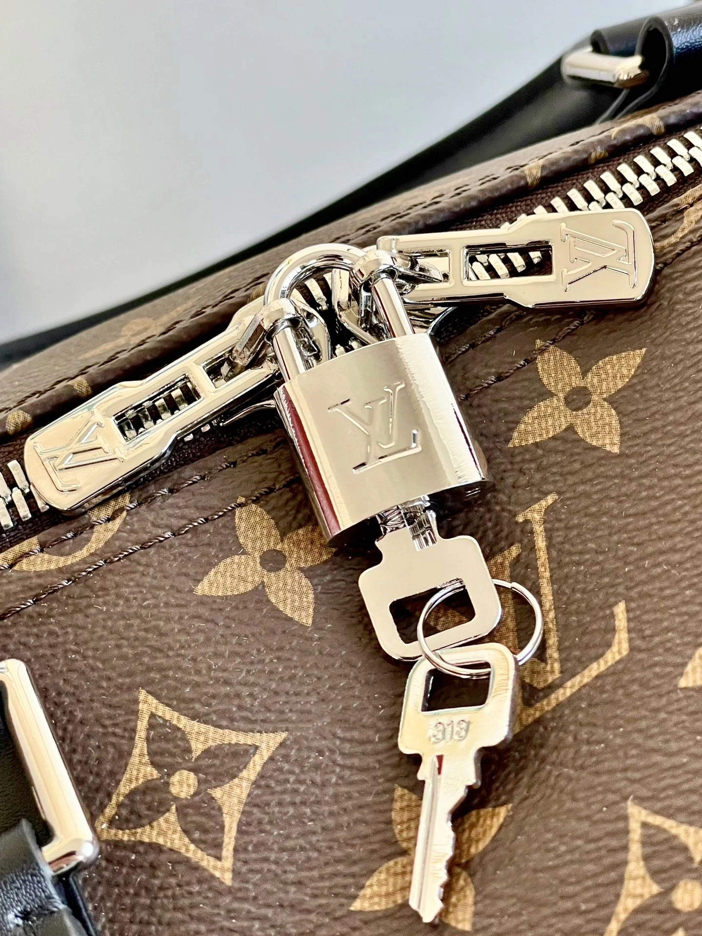 Contemporary L*ouis V*uitton Travel-bag Top Quality HT 20231013-52 55×31×24 CM 8295
