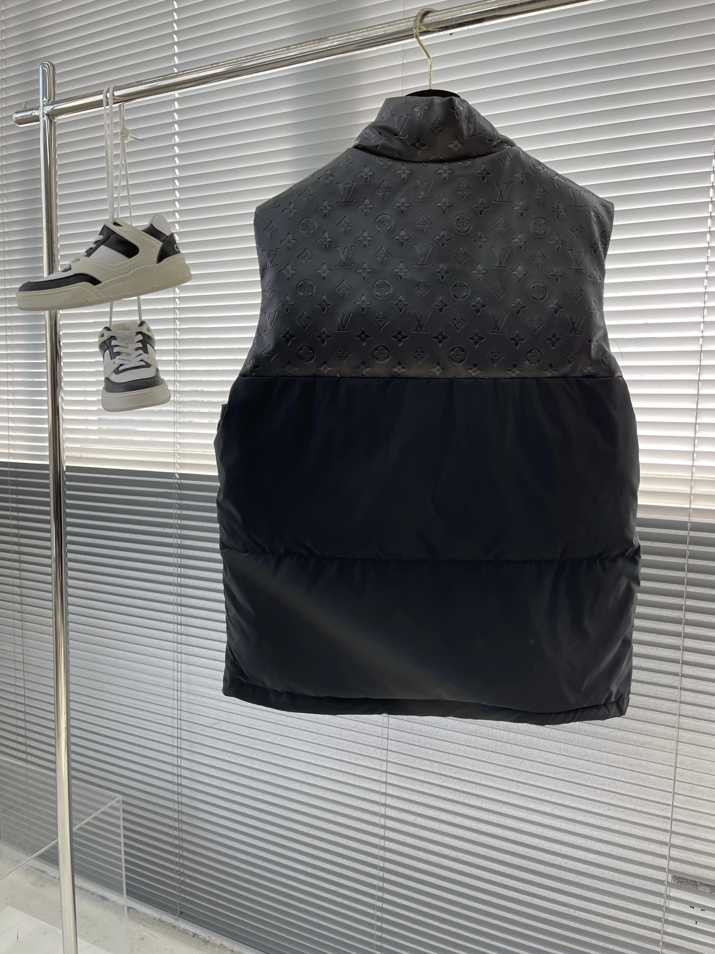 TravelReady L*ouis V*uitton Vest Top Quality D17 20231107- 12909