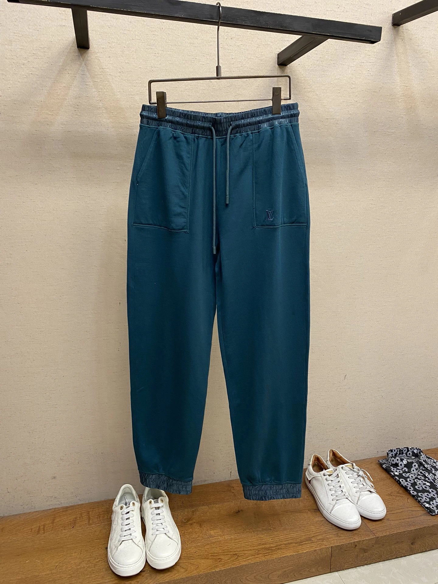 Neat L*ouis V*uitton pants Top Quality D17 20240330- 12829