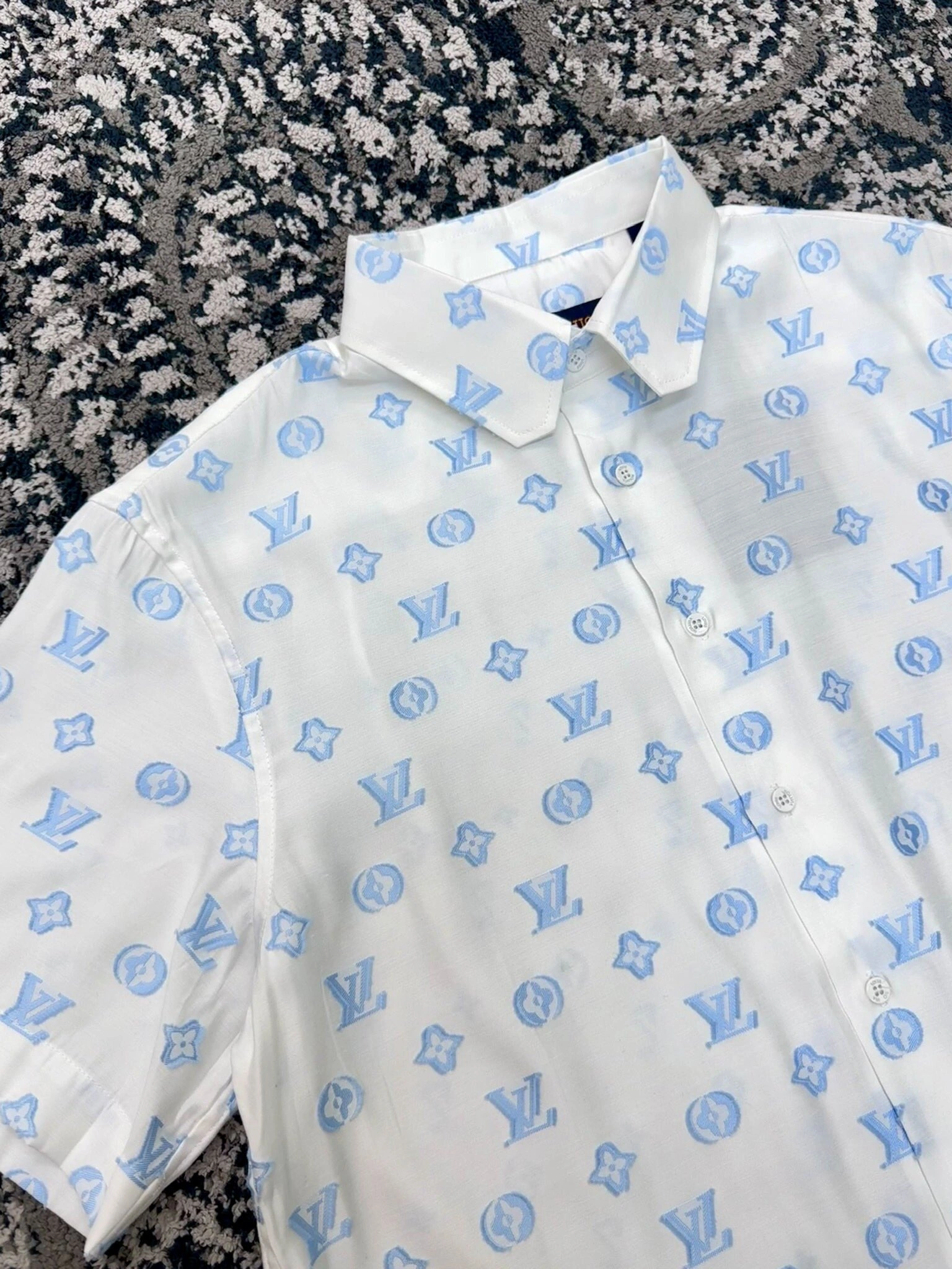 L*ouis V*uitton shirt Top Quality D17 20240510- Lightweight 12696