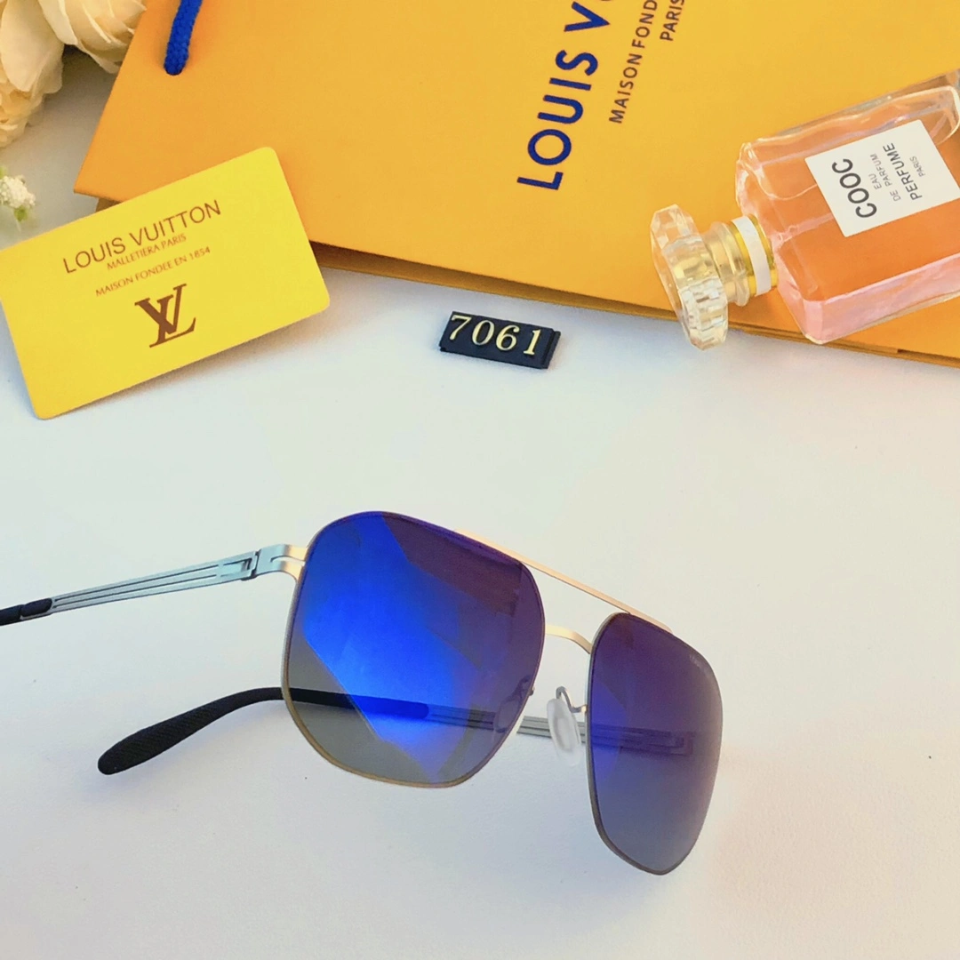 Bold L*ouis V*uittonGlasses Top XX 20240717- 16755