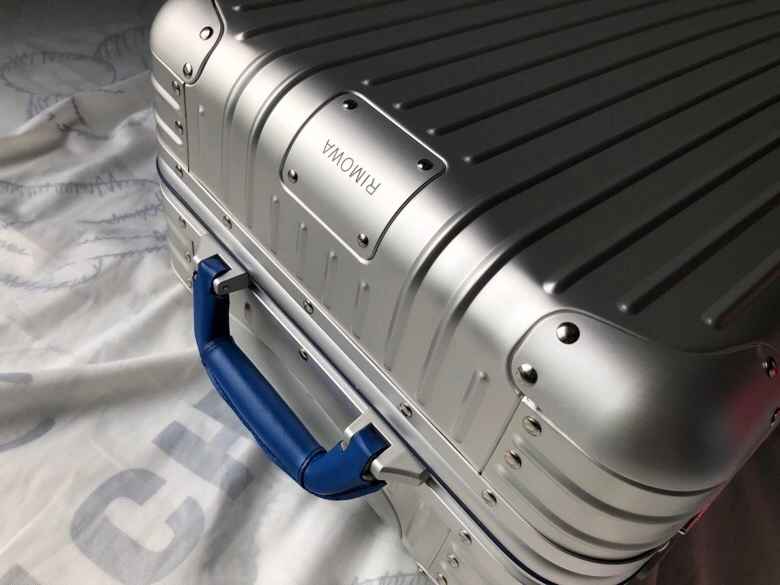 Luggage 21 inch ask price on whatsapp Contemporary 9784