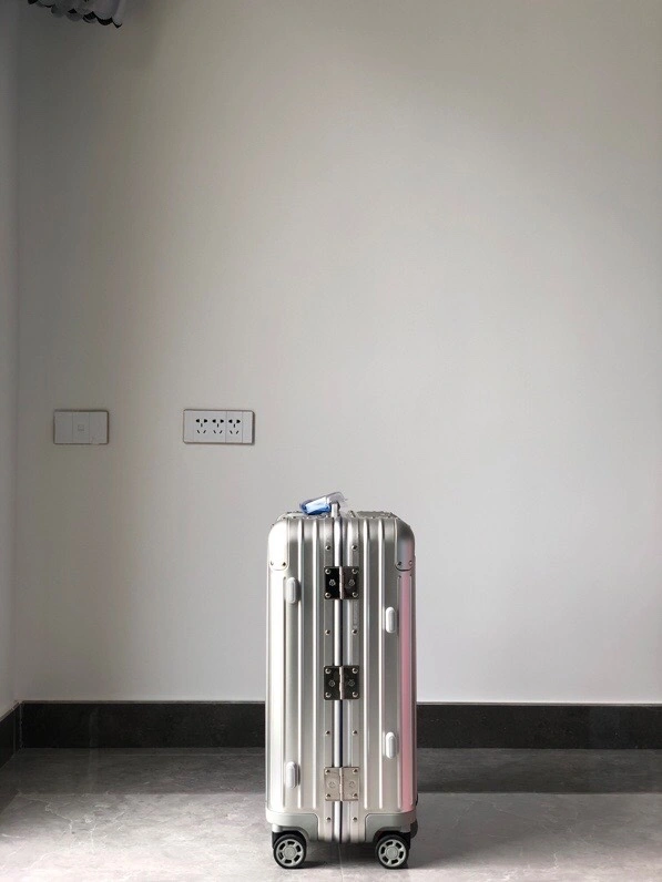 Luggage 21 inch ask price on whatsapp Contemporary 9784