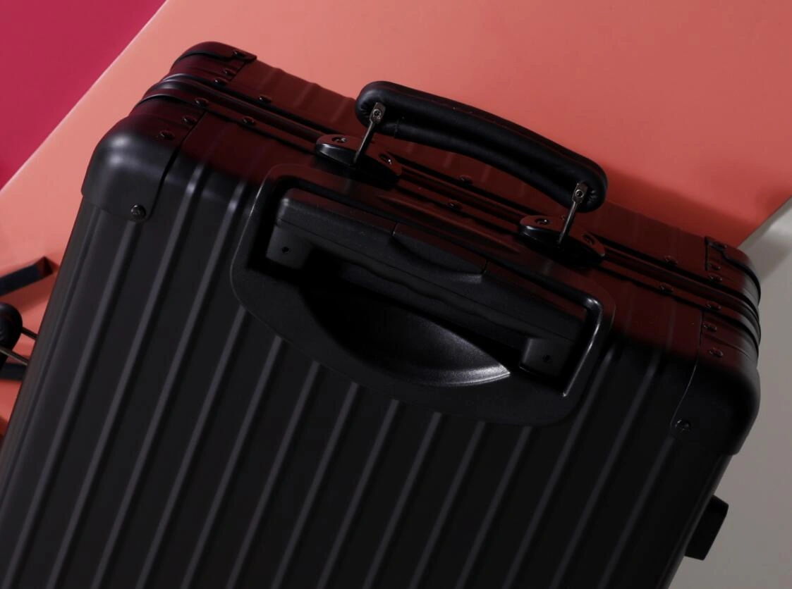 OnTrend Luggage ask price on whatsapp 9780