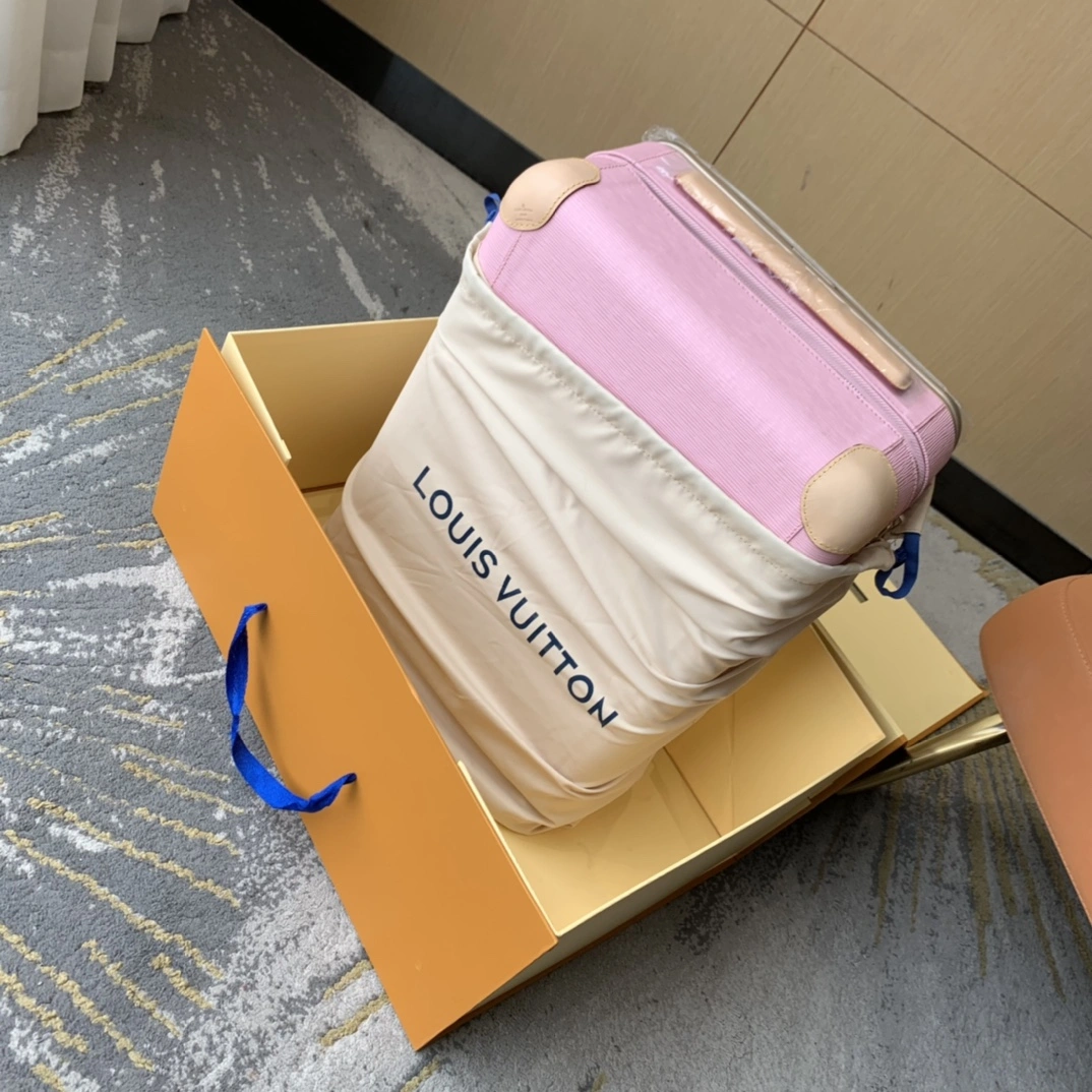 Stretchable Luggage ask price on whatsapp 9765